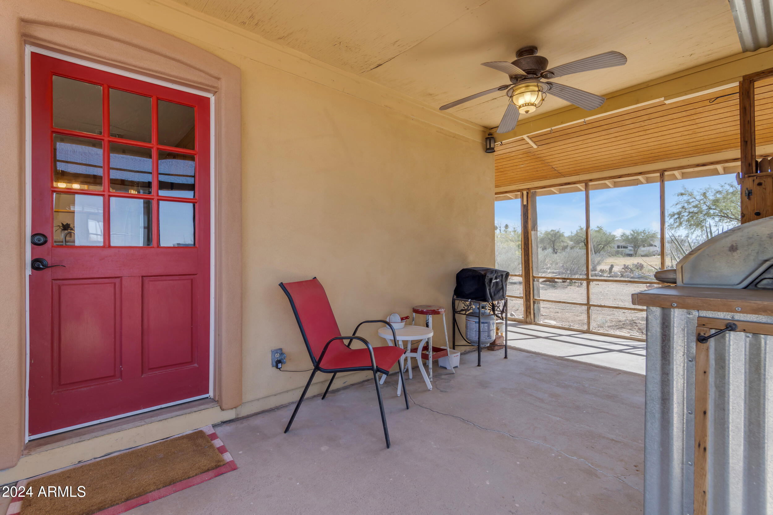 11475 N RHODES Court