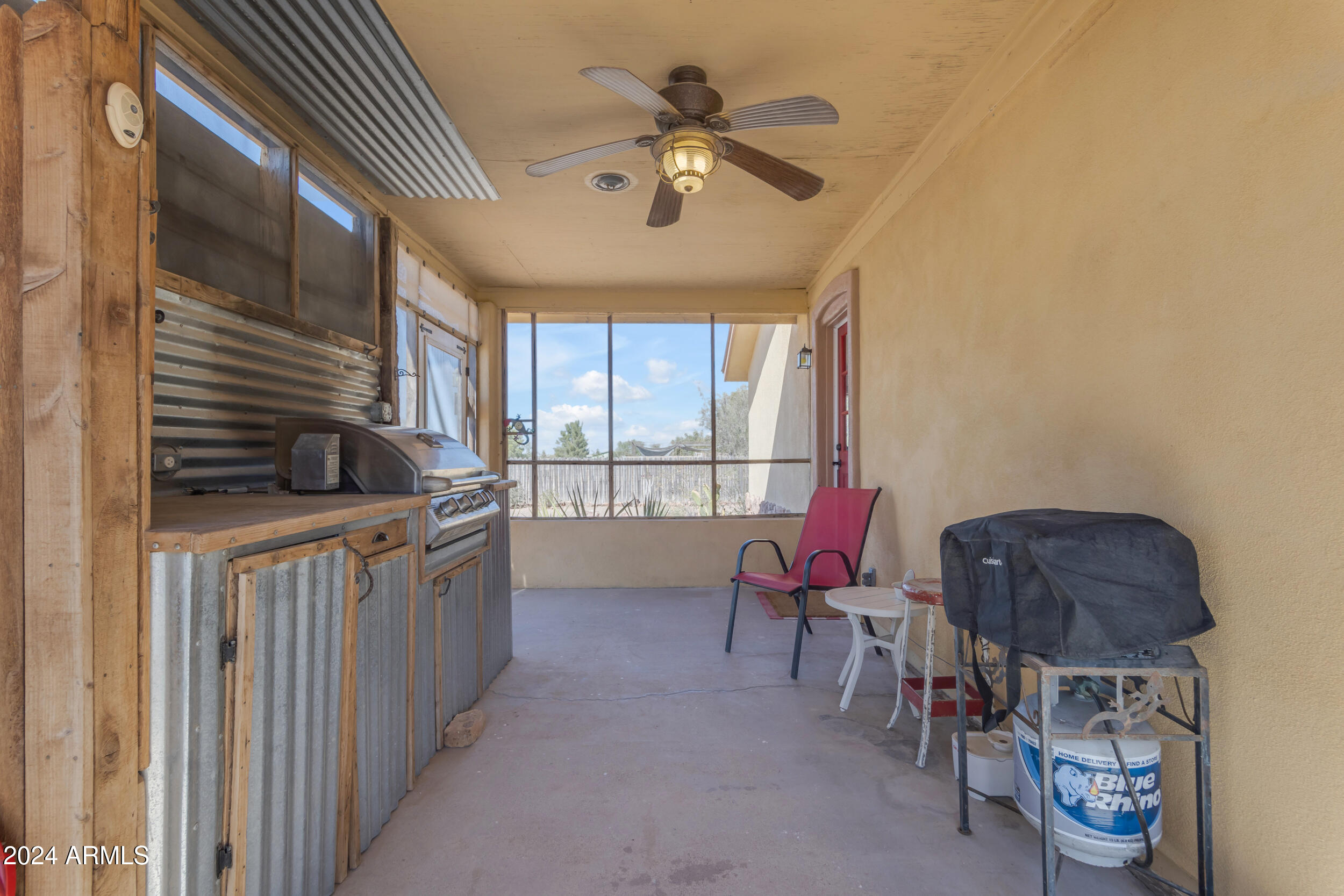 11475 N RHODES Court