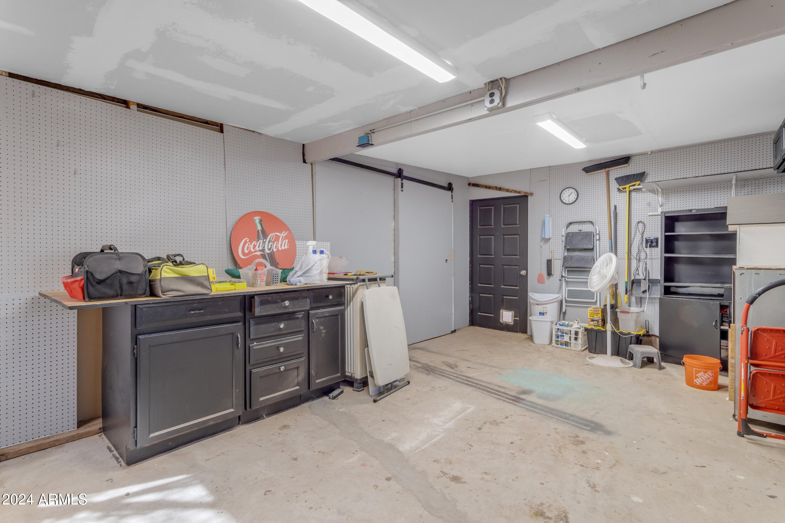 11475 N RHODES Court