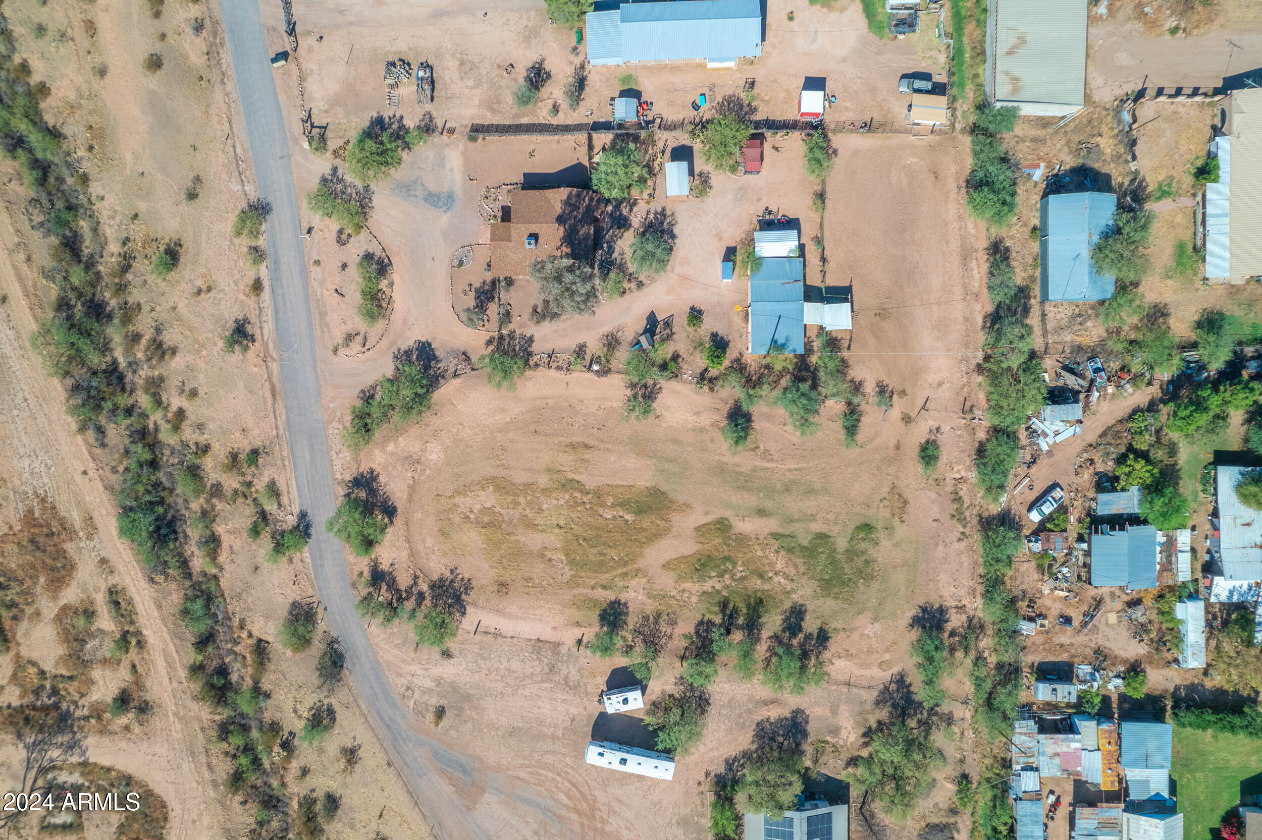 11475 N RHODES Court