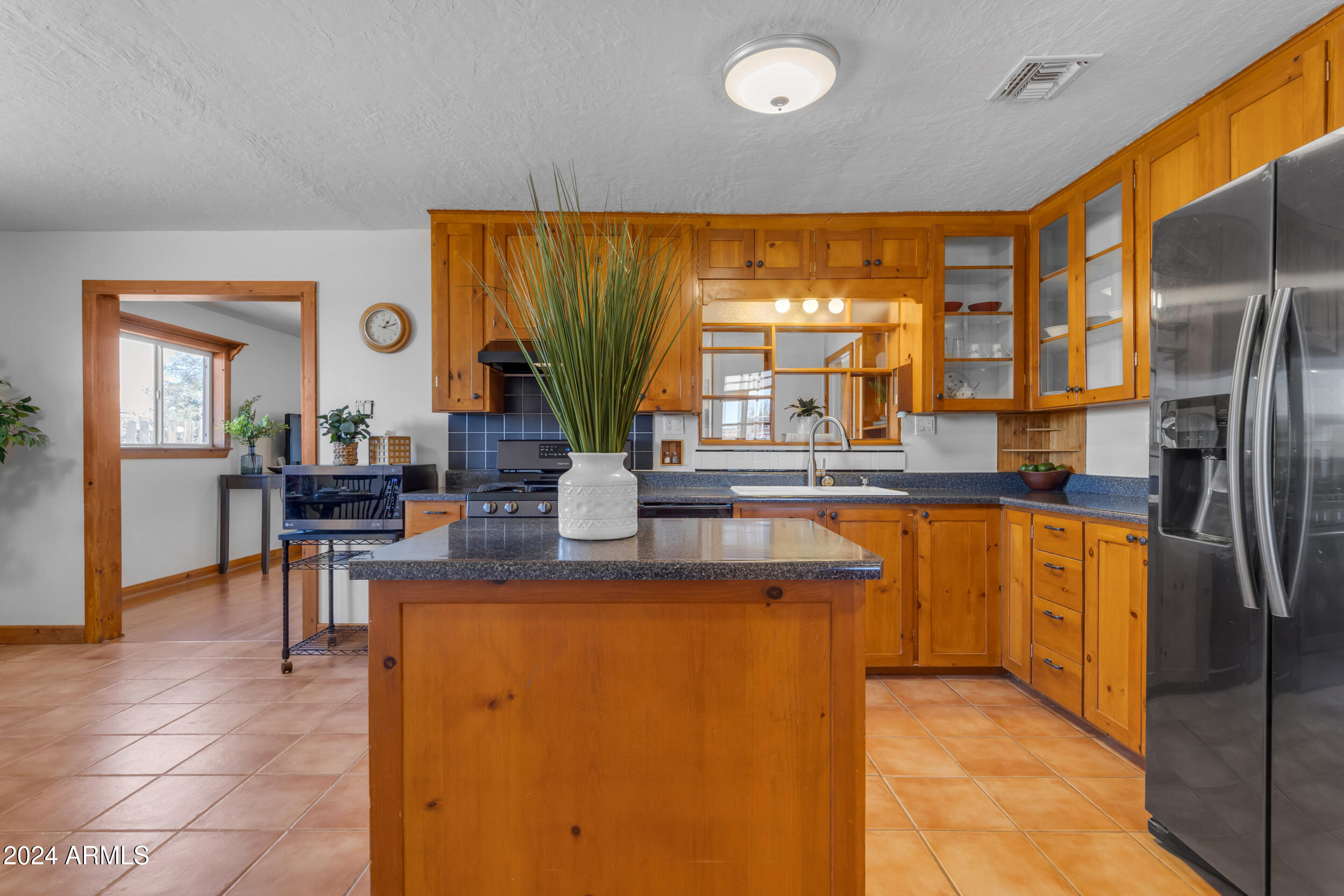 11475 N RHODES Court