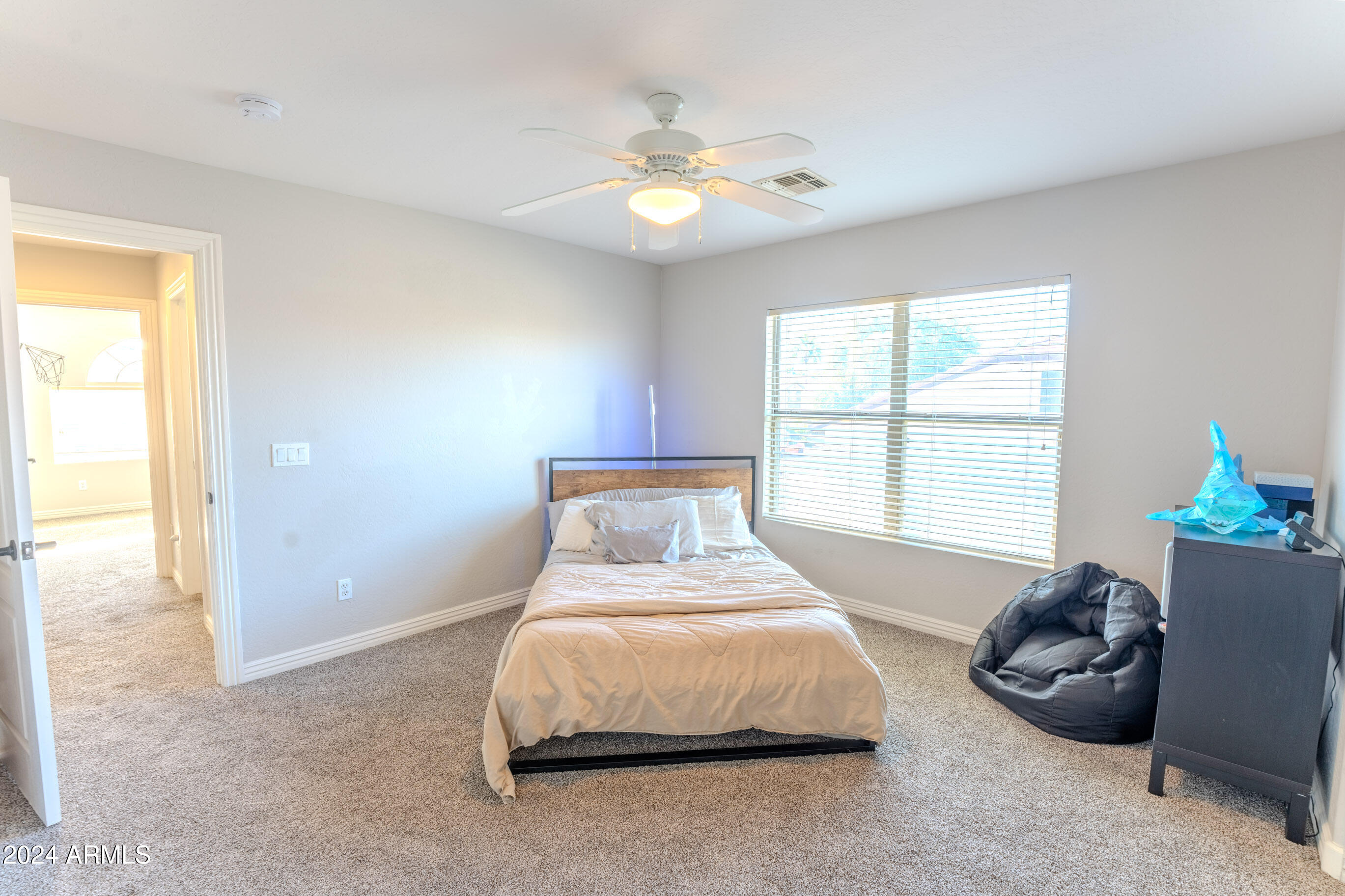 1724 E COCONINO Drive