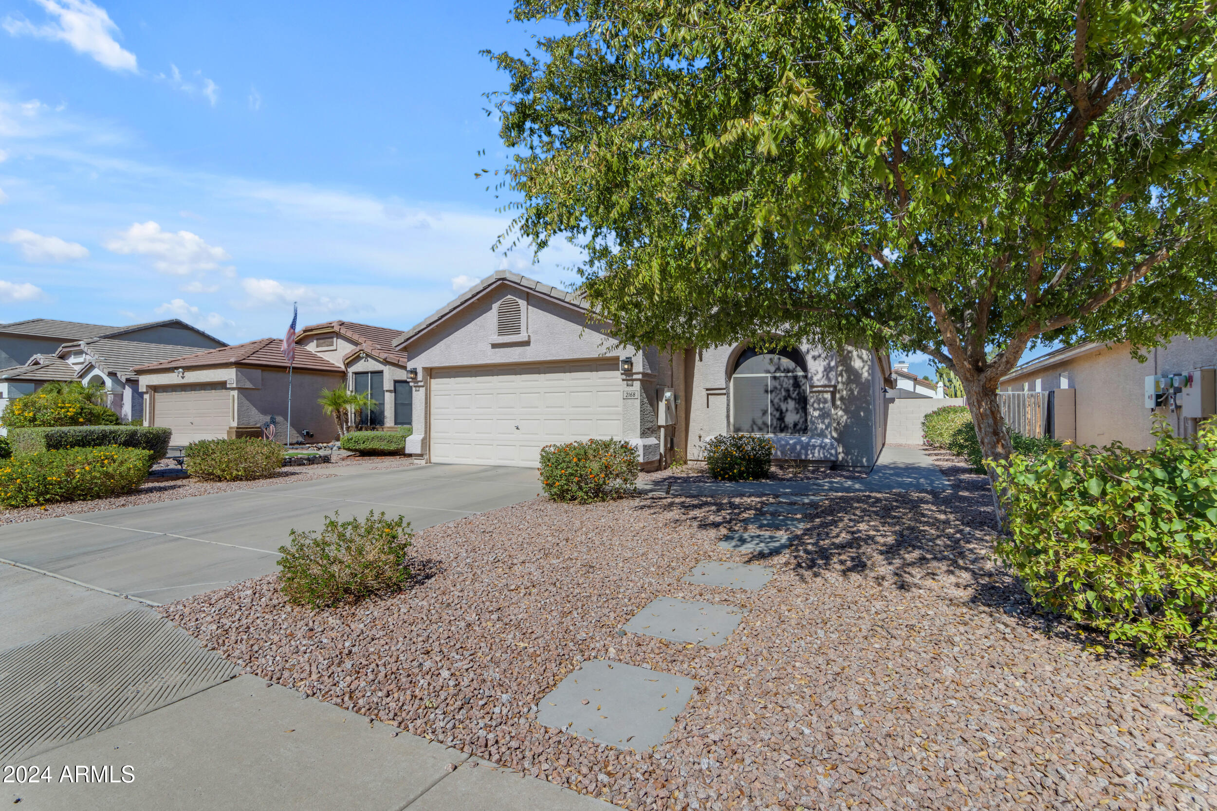 2168 E ARABIAN Drive