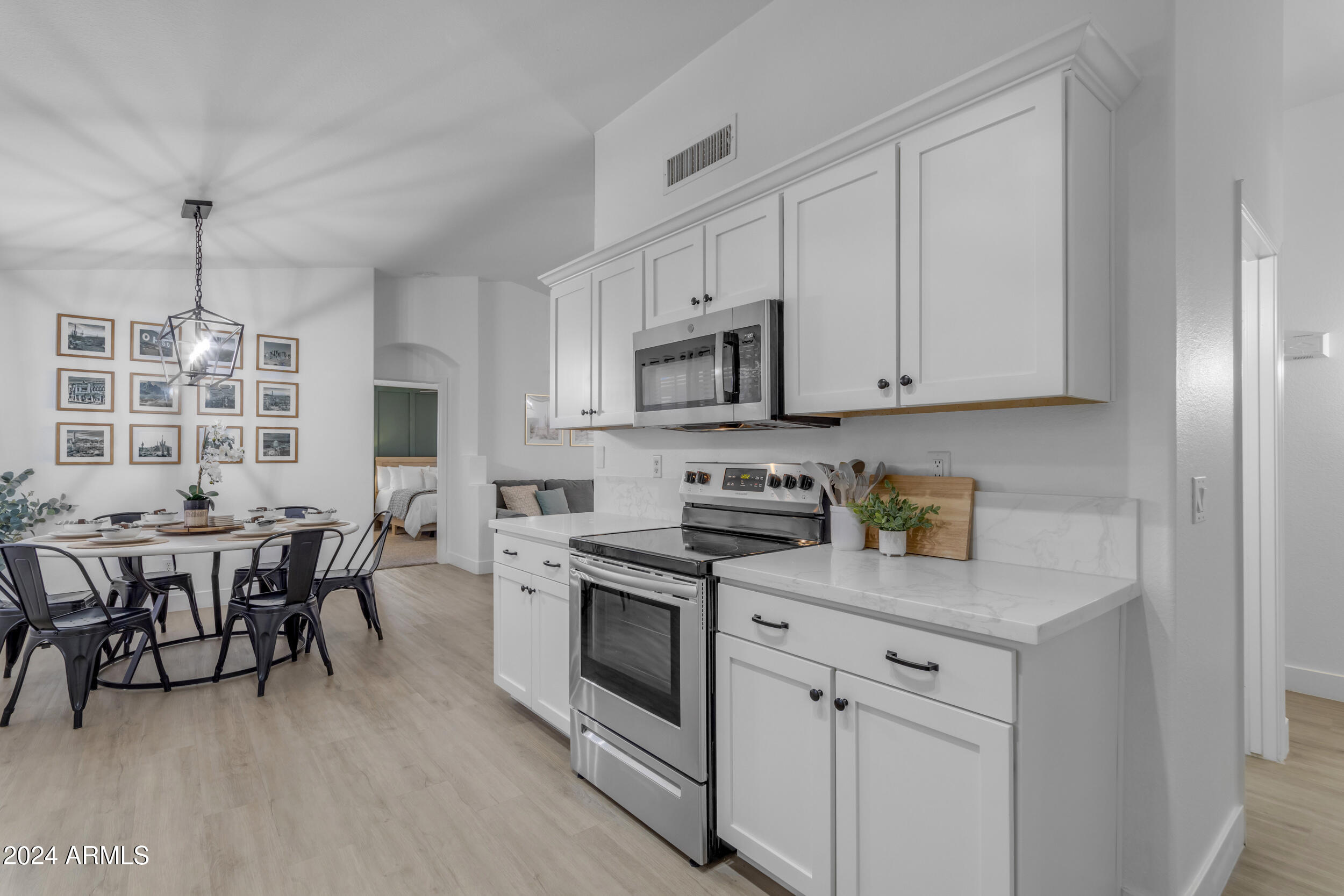 2168 E ARABIAN Drive