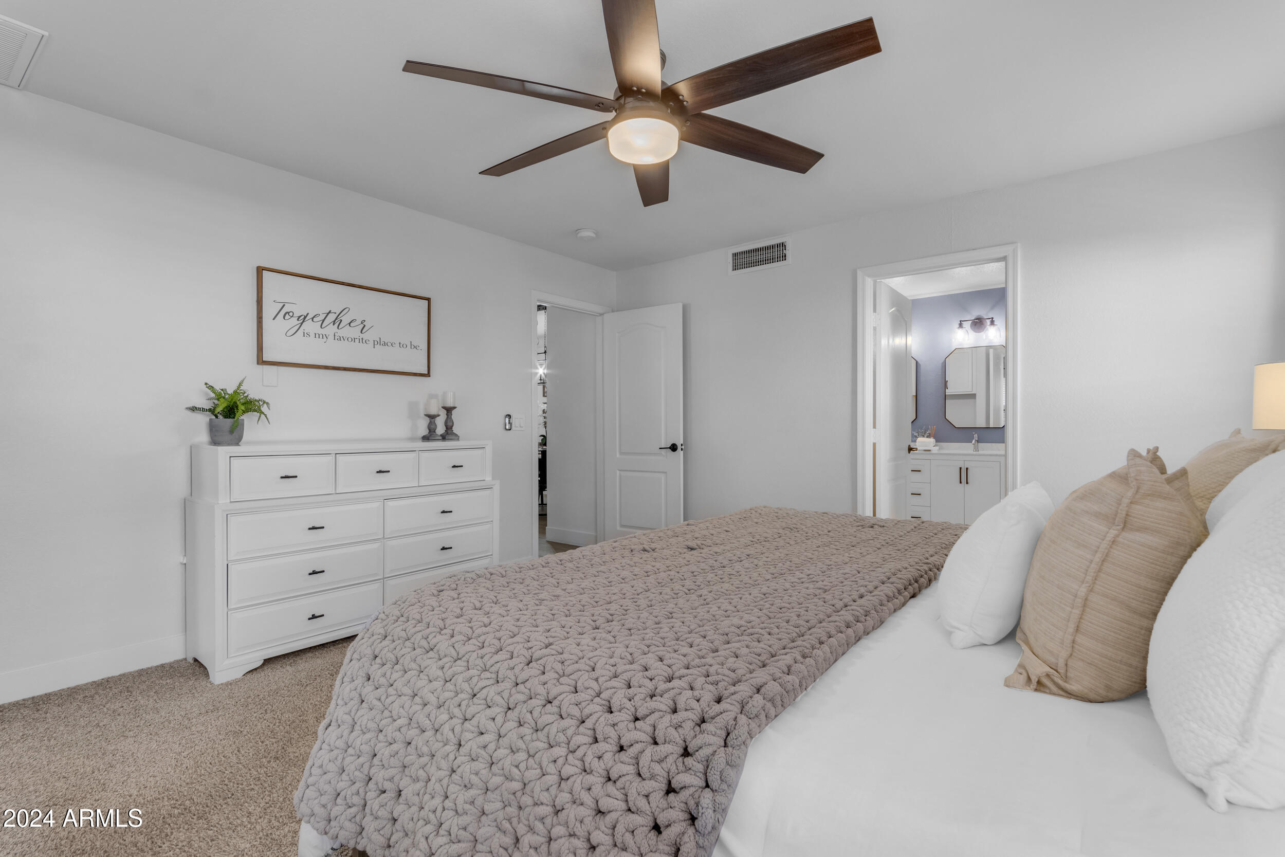 2168 E ARABIAN Drive