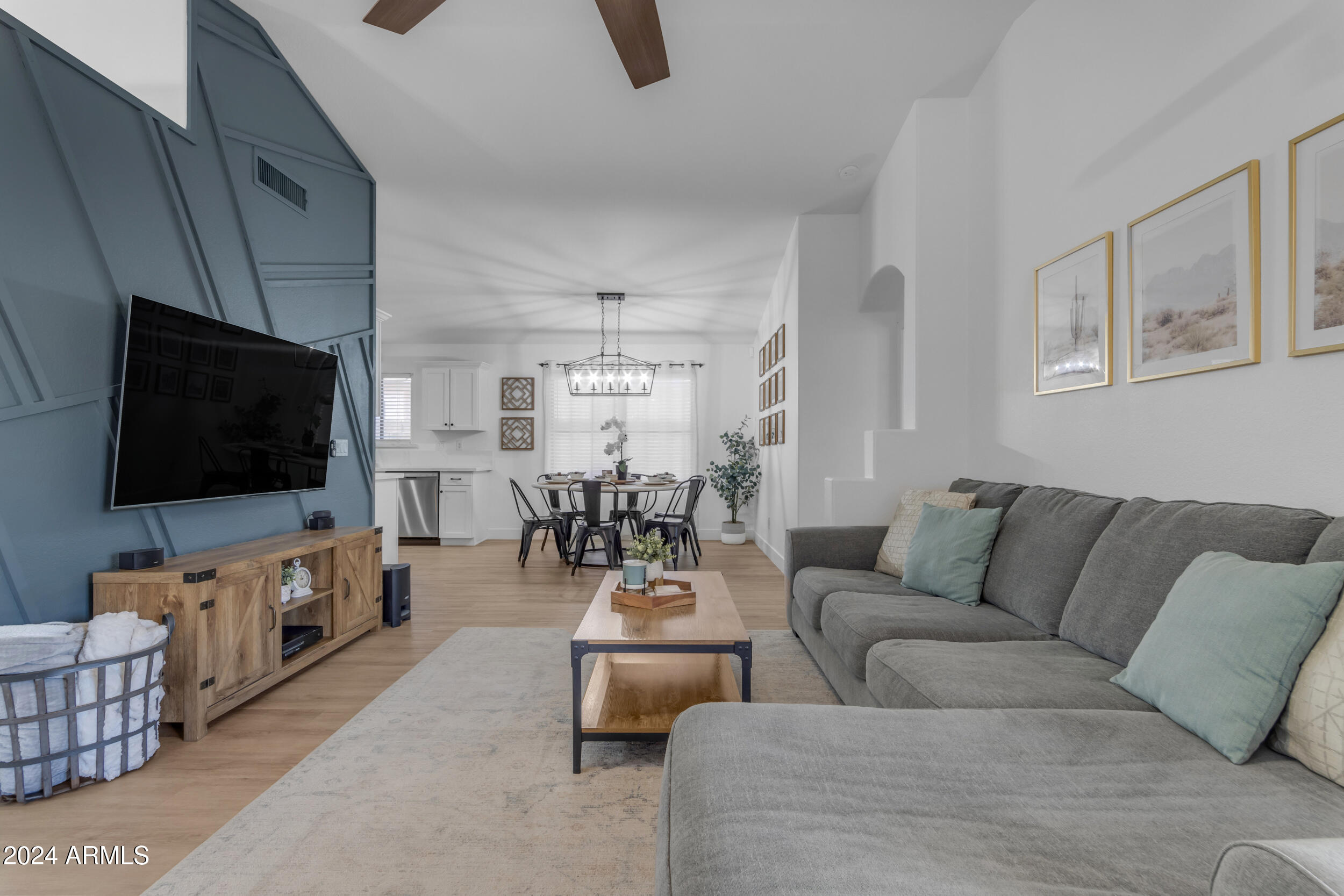 2168 E ARABIAN Drive