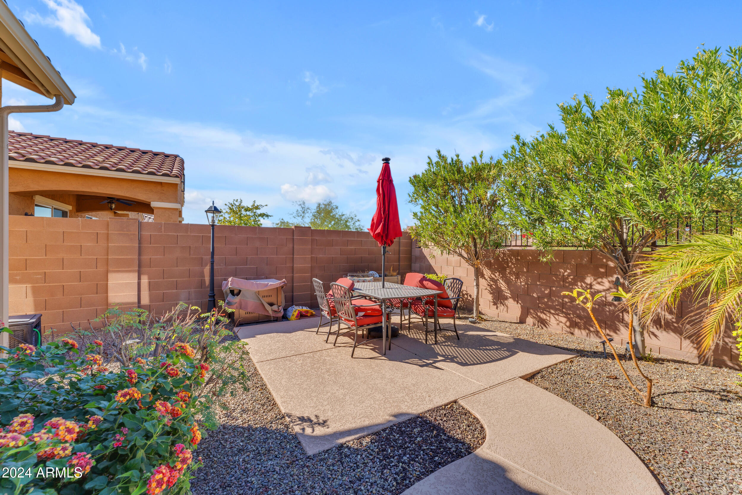 2608 E STACEY Road