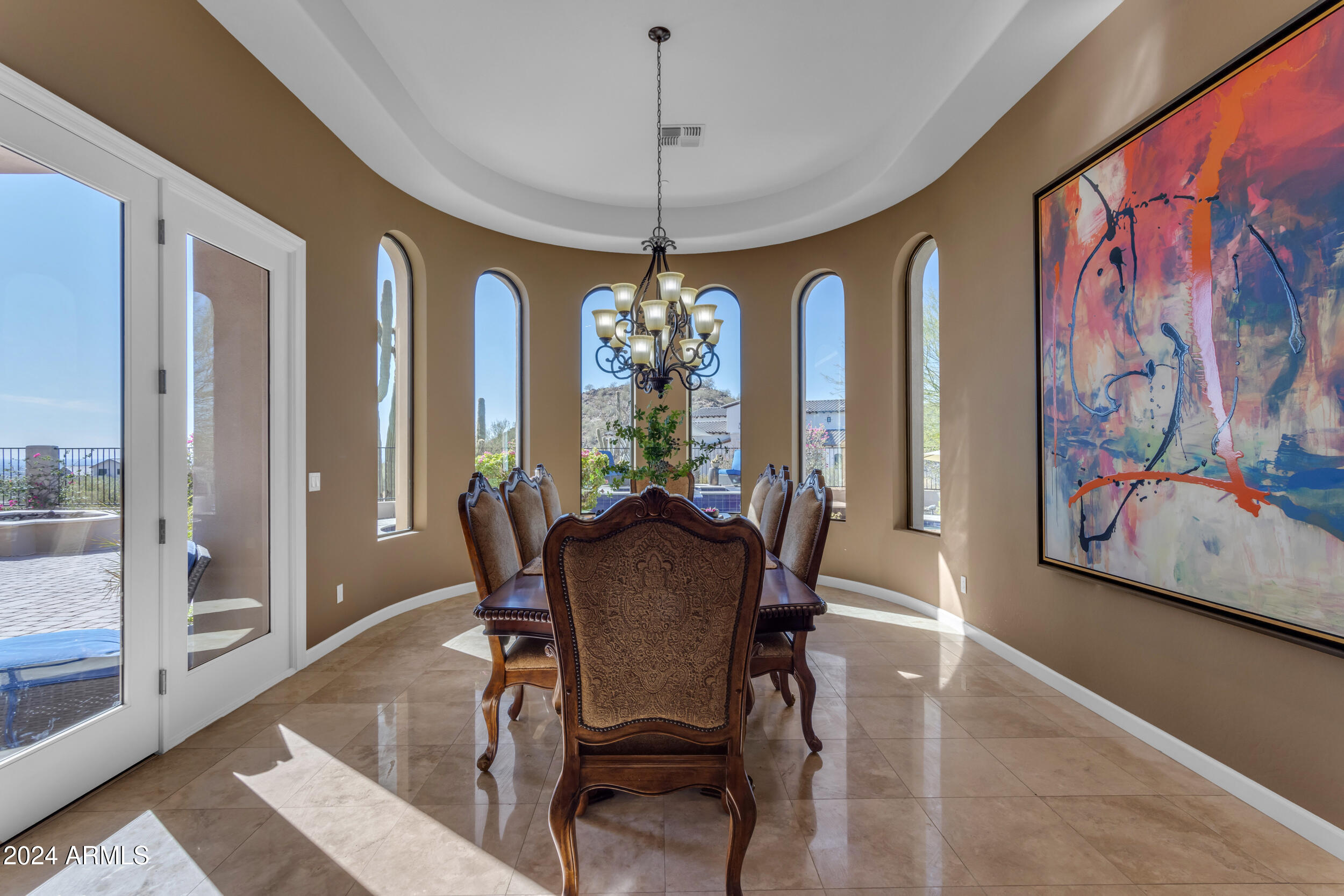 8724 E REGINA Circle