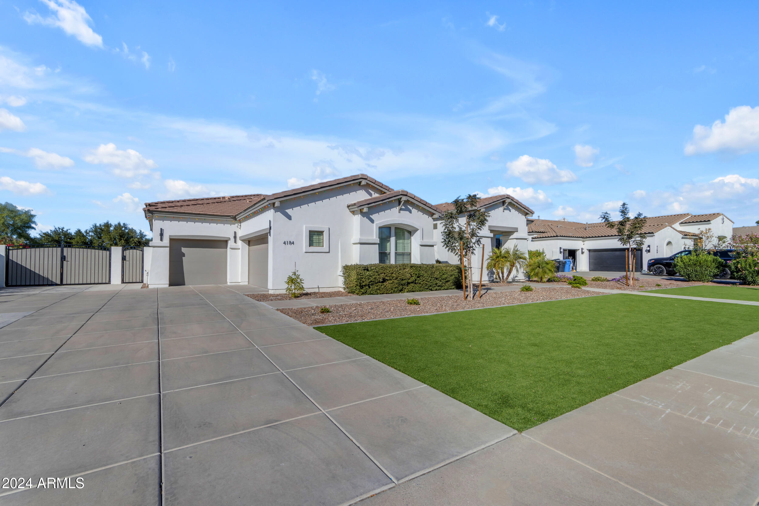 4184 E MEADOWVIEW Drive