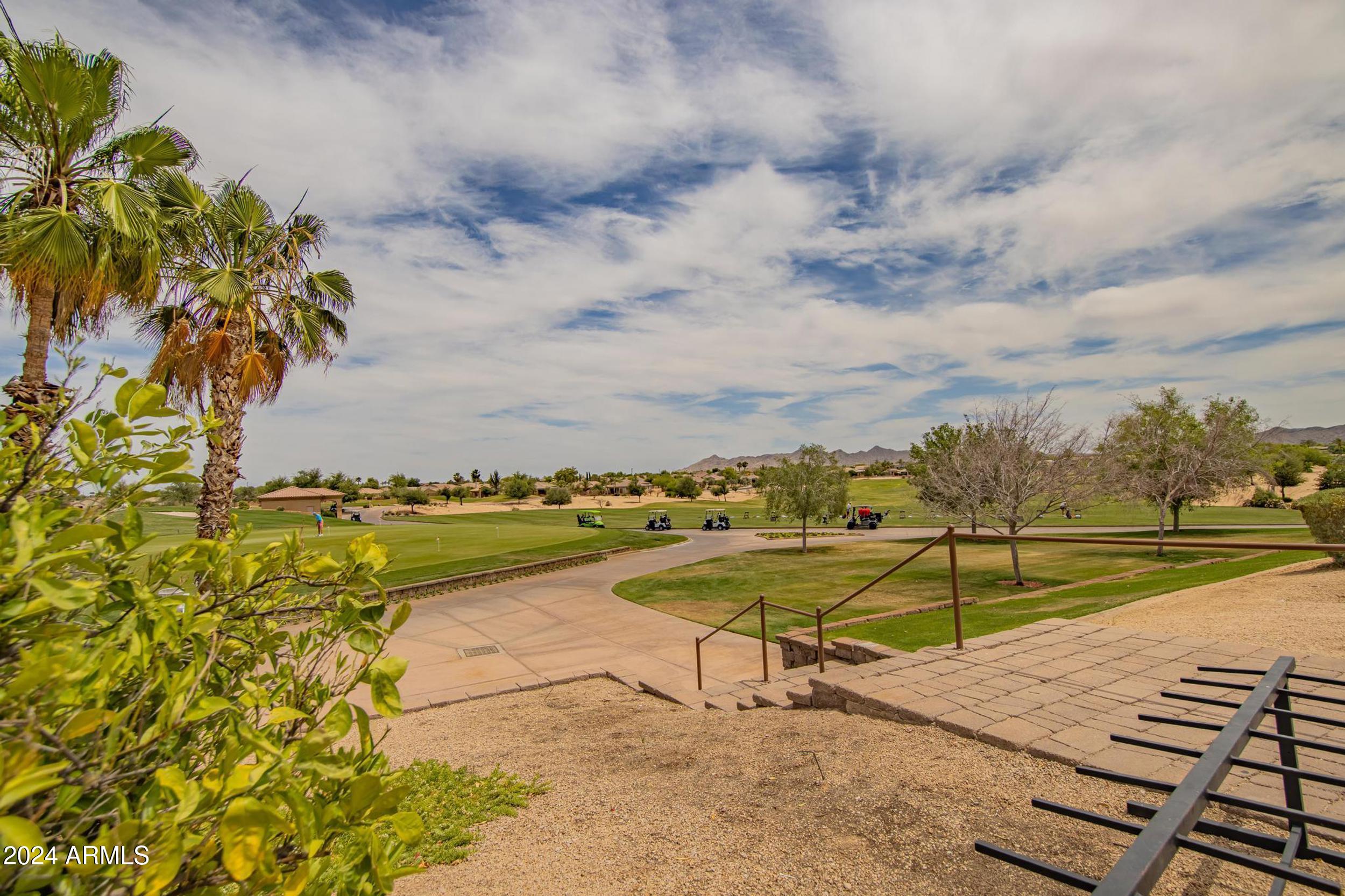 4184 E MEADOWVIEW Drive