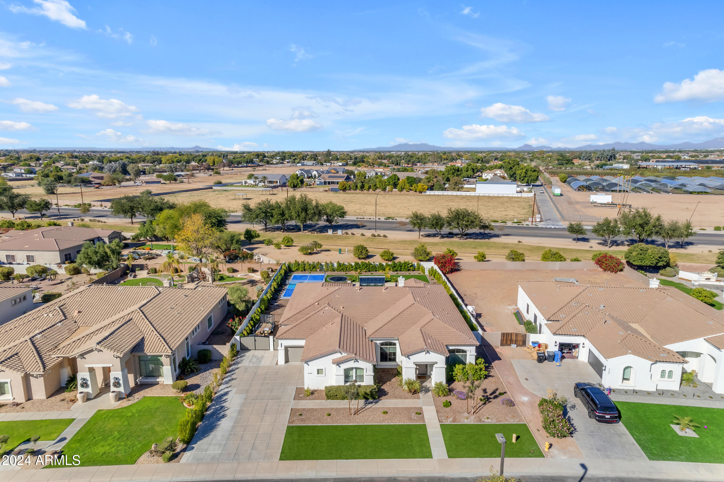 4184 E MEADOWVIEW Drive