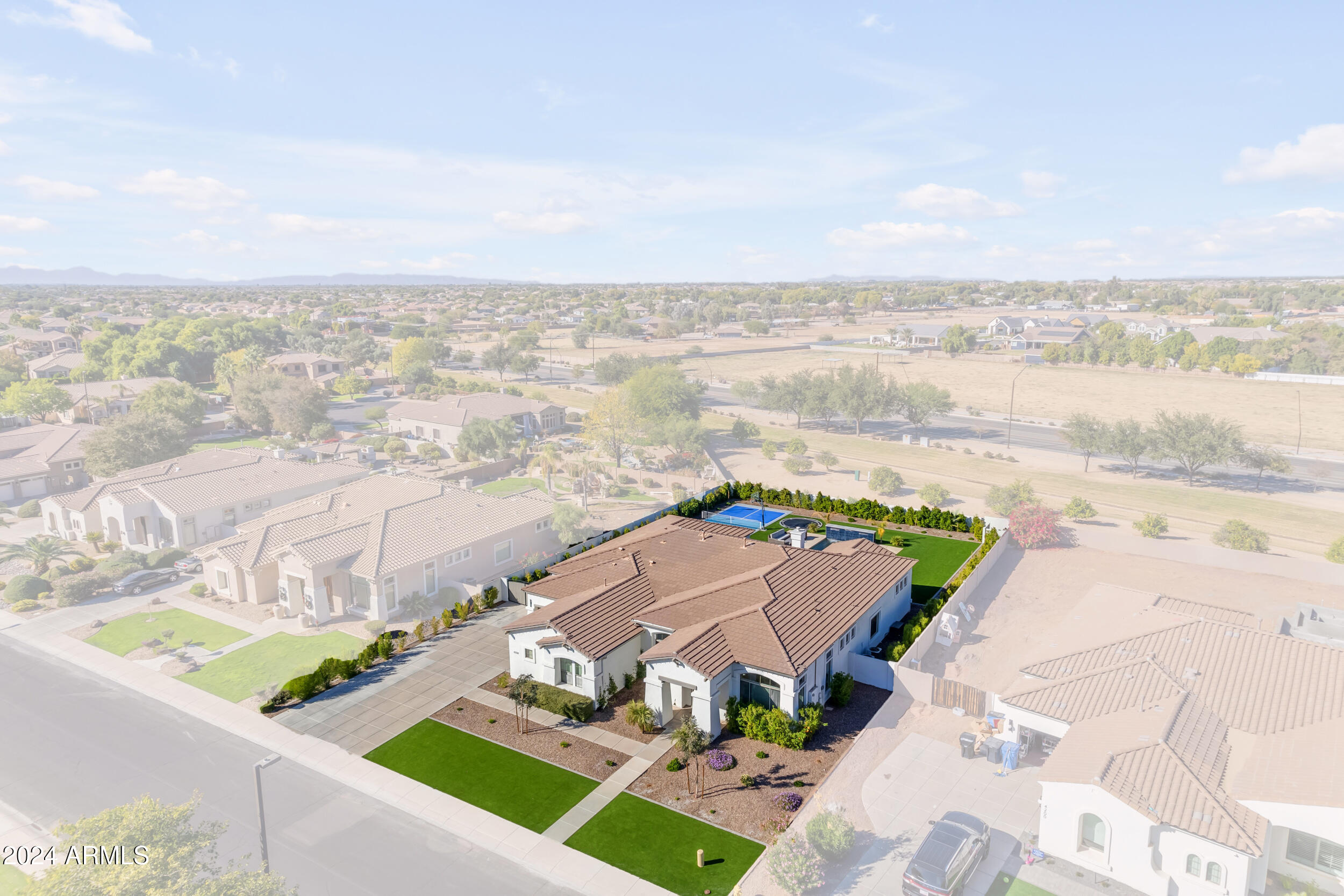 4184 E MEADOWVIEW Drive