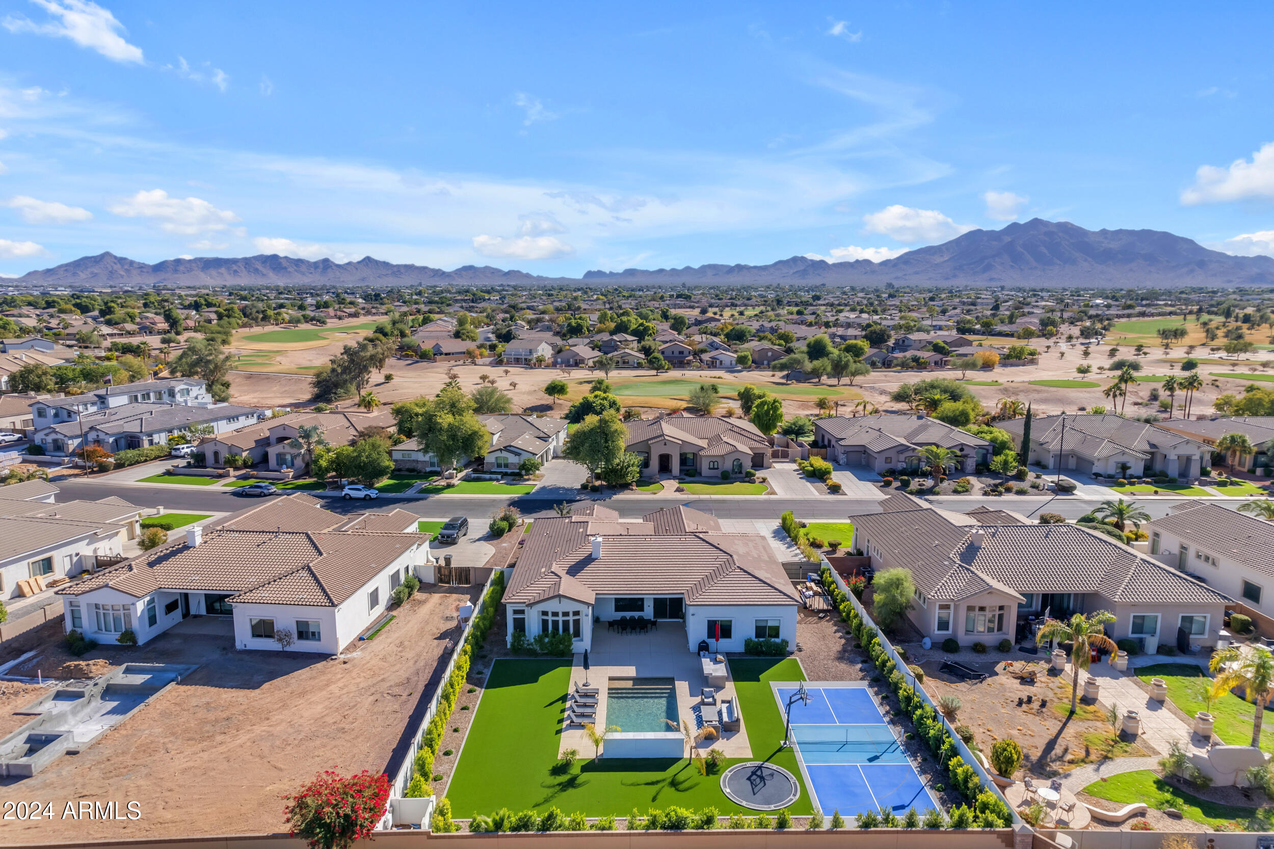 4184 E MEADOWVIEW Drive