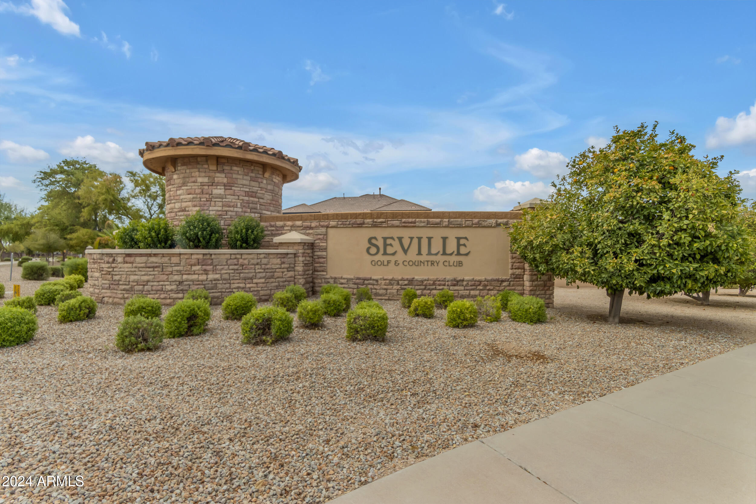 4184 E MEADOWVIEW Drive