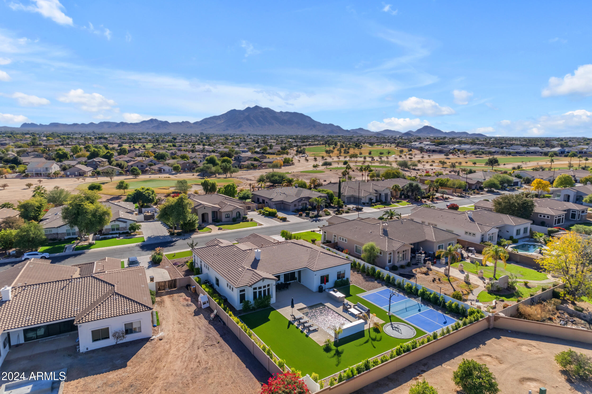 4184 E MEADOWVIEW Drive