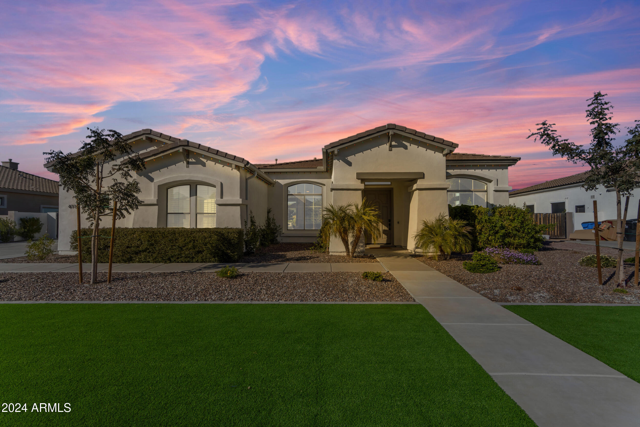 4184 E MEADOWVIEW Drive