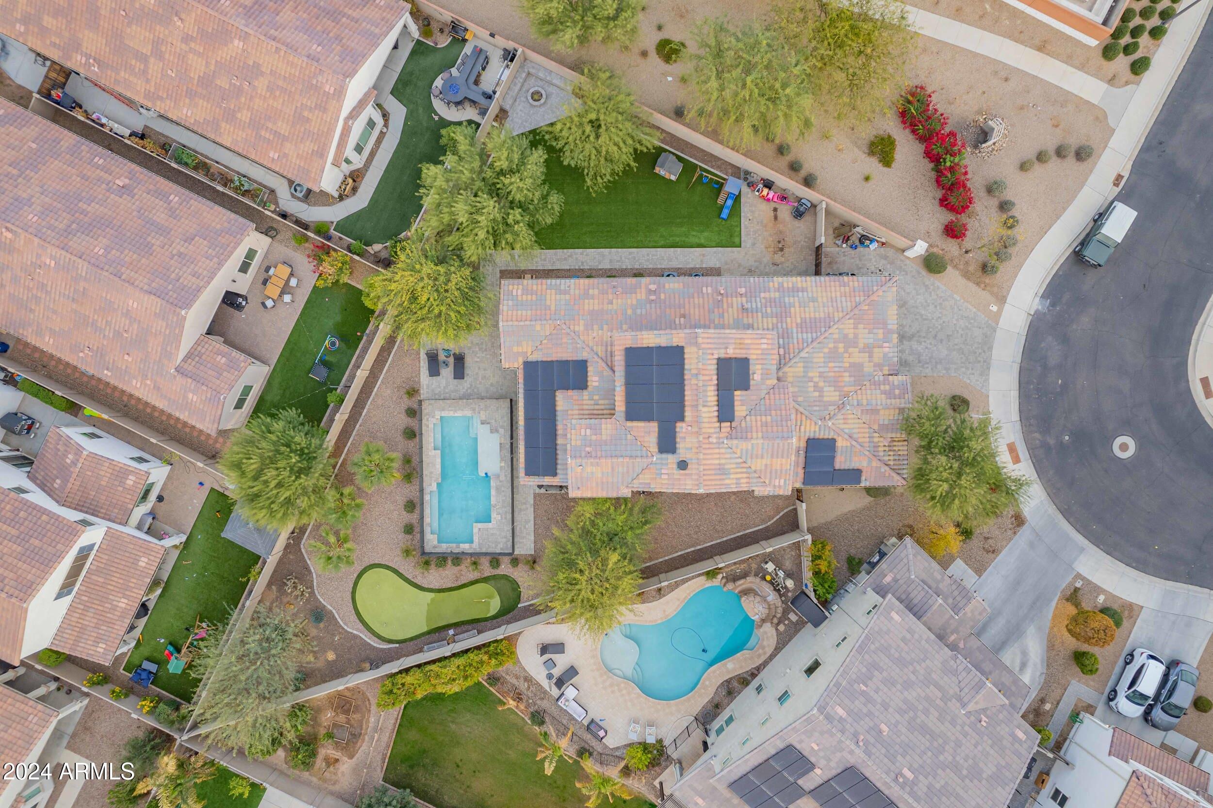 931 E HOLLAND PARK Drive