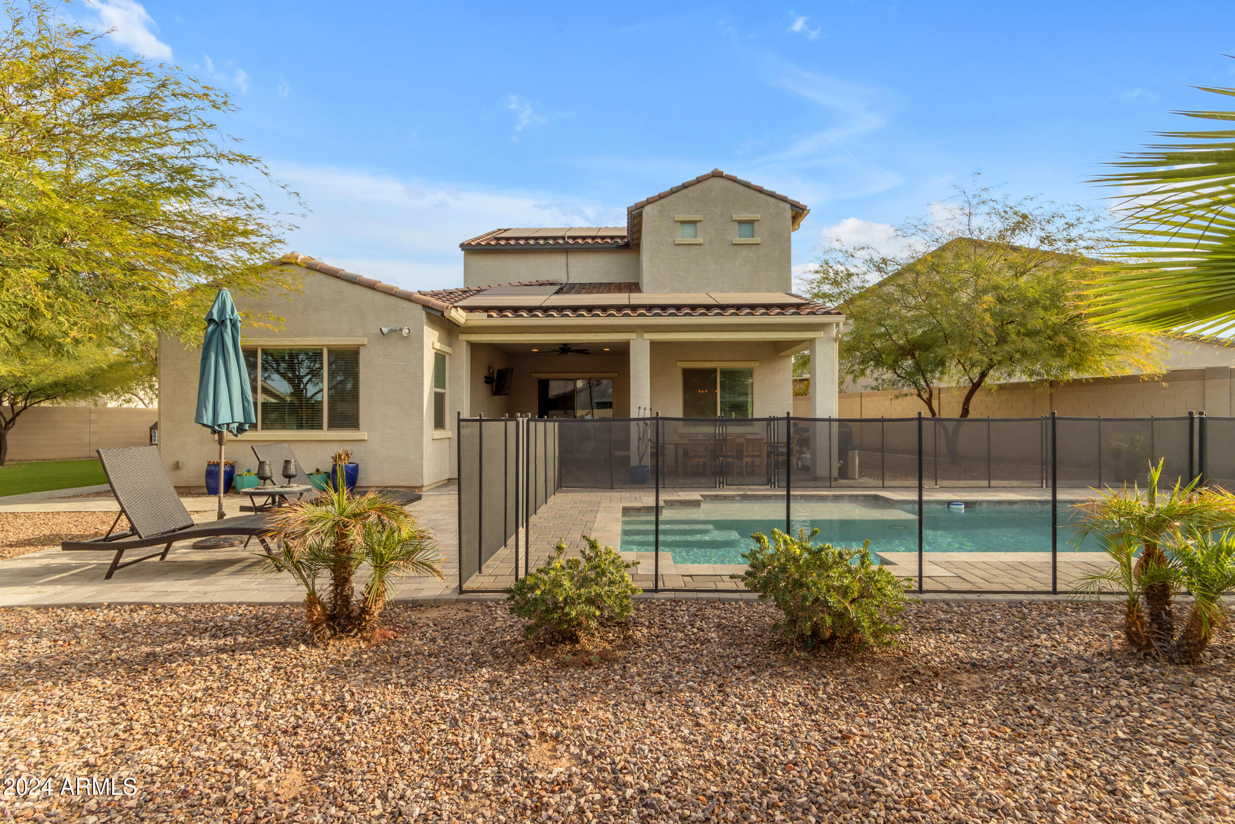 931 E HOLLAND PARK Drive