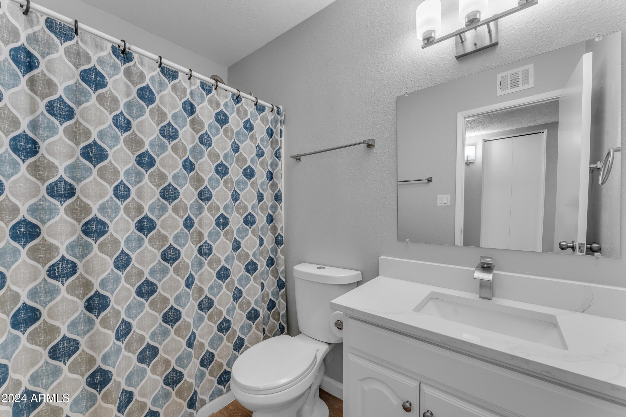 1500 W RIO SALADO Parkway, 64