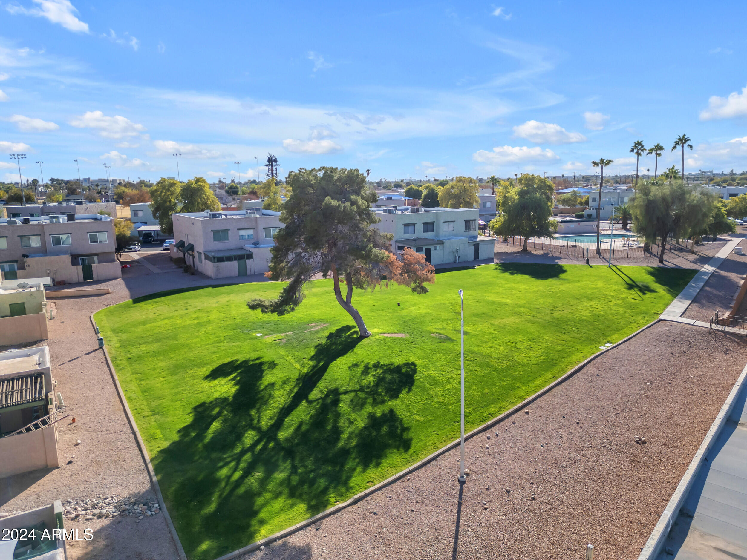 1500 W RIO SALADO Parkway, 64