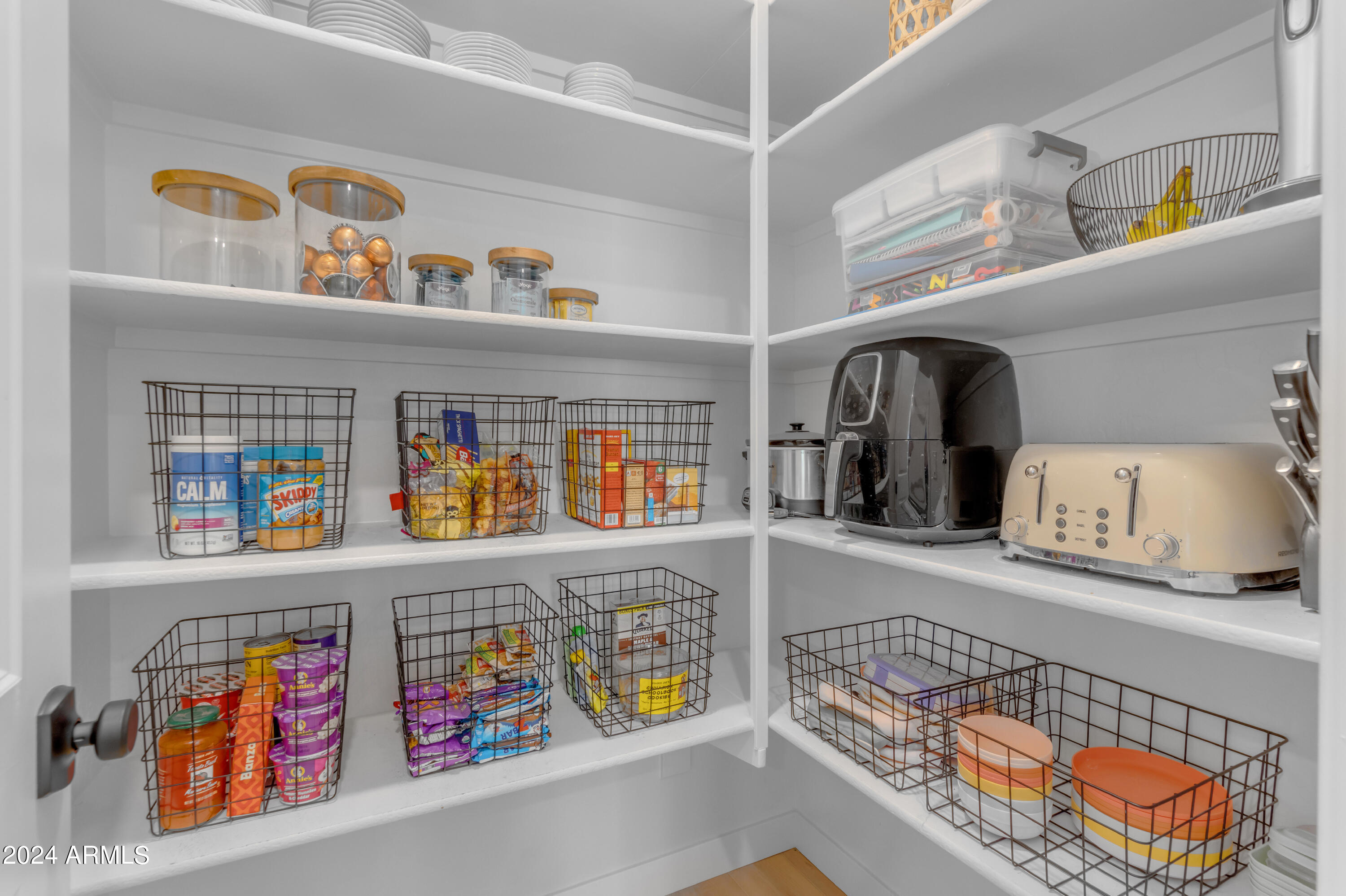 10050 E TIBURON Avenue