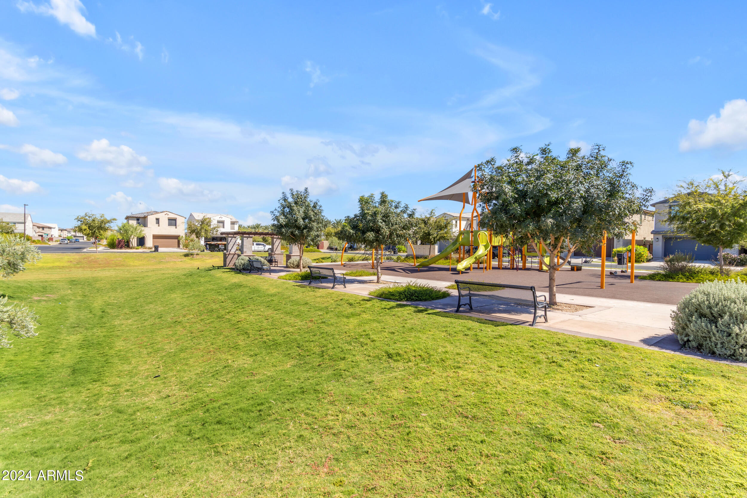 10050 E TIBURON Avenue