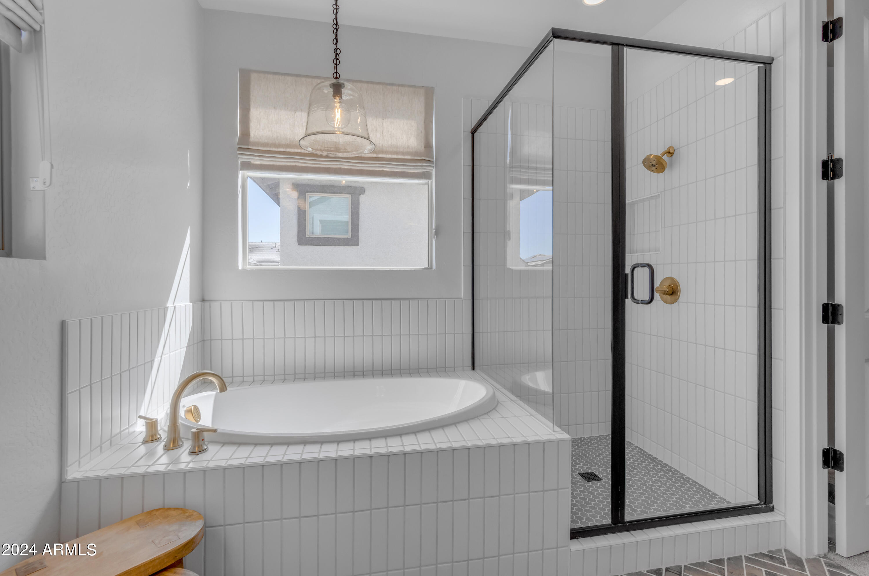 10050 E TIBURON Avenue