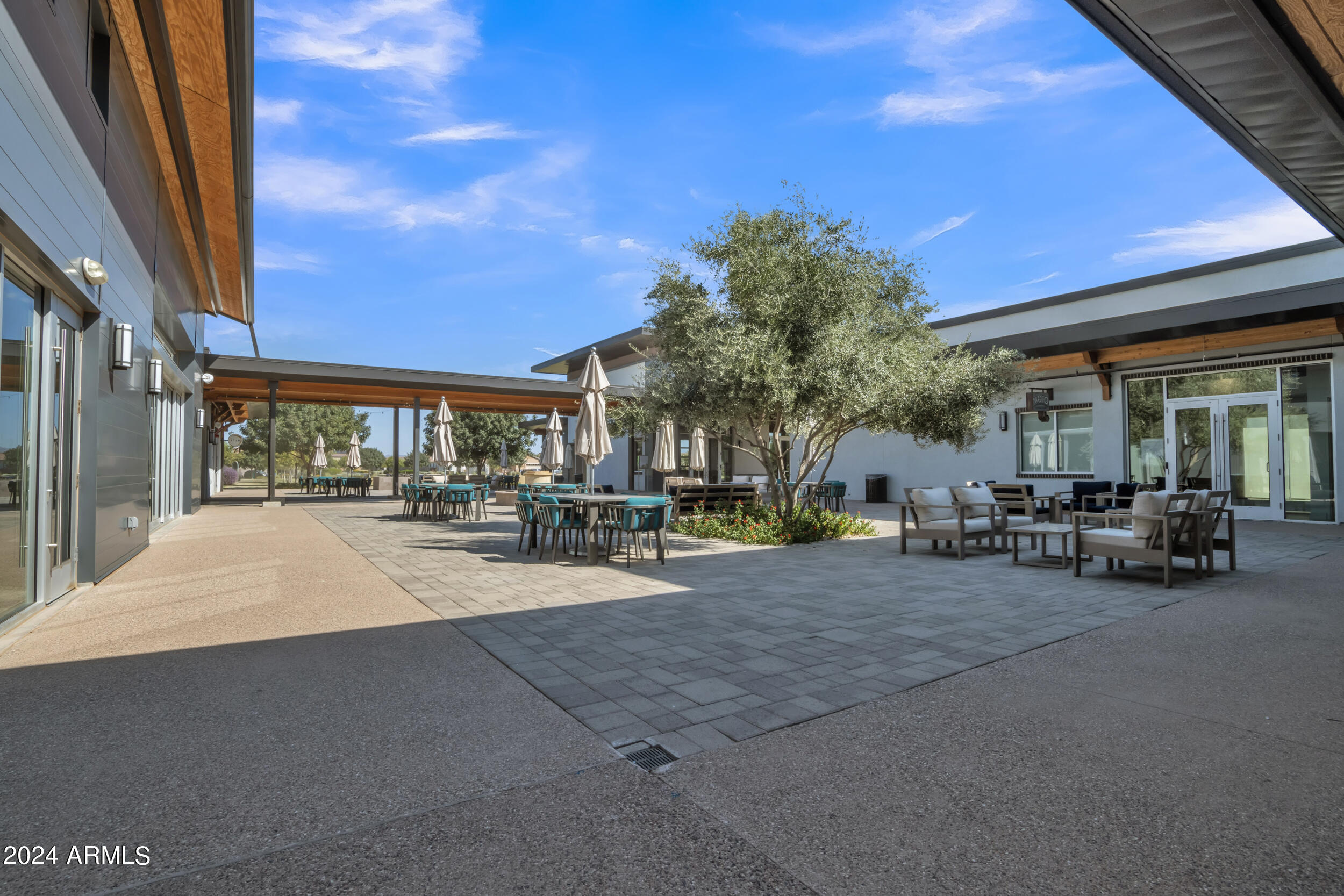 10050 E TIBURON Avenue