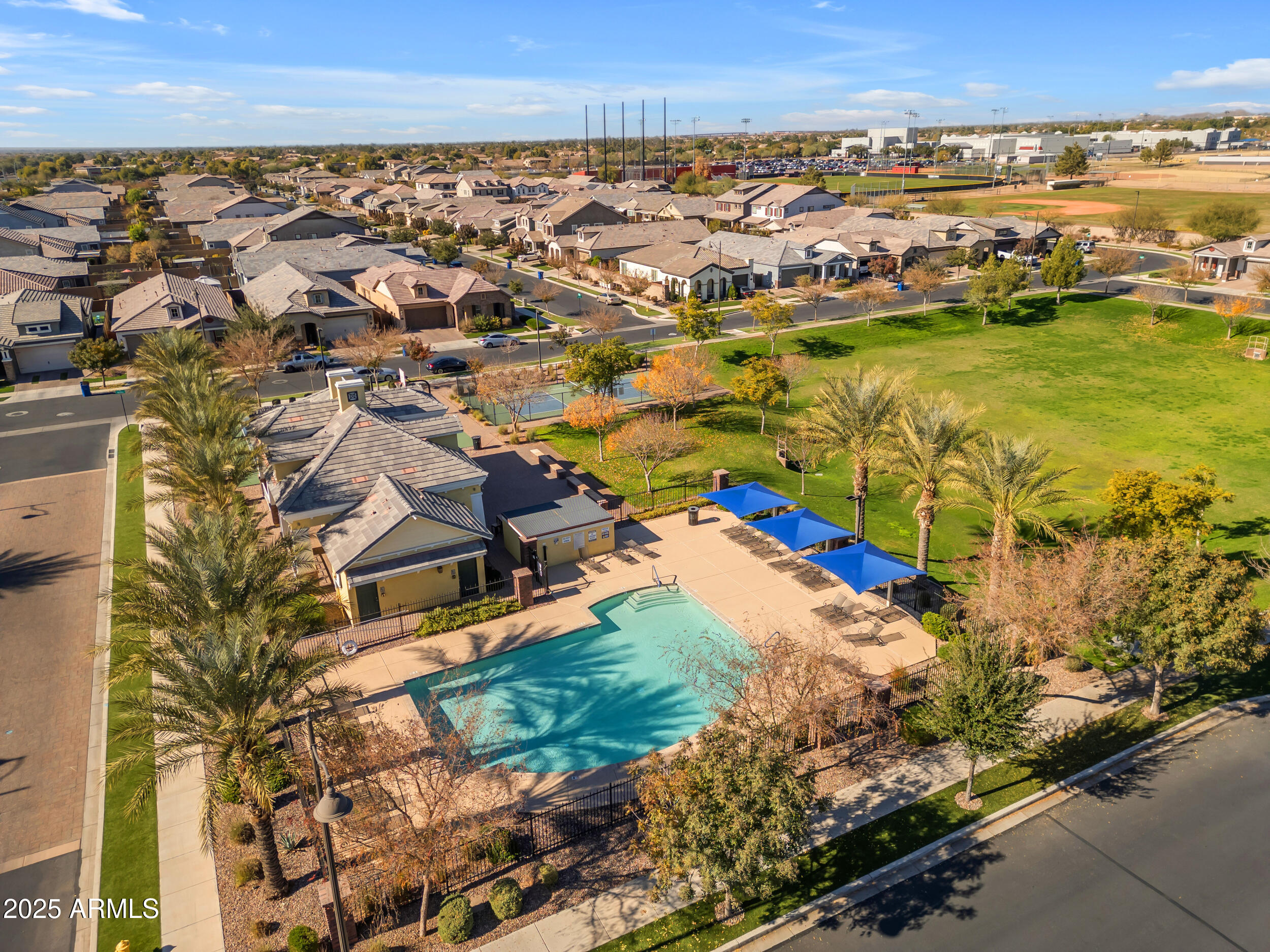 10307 E NOPAL Avenue