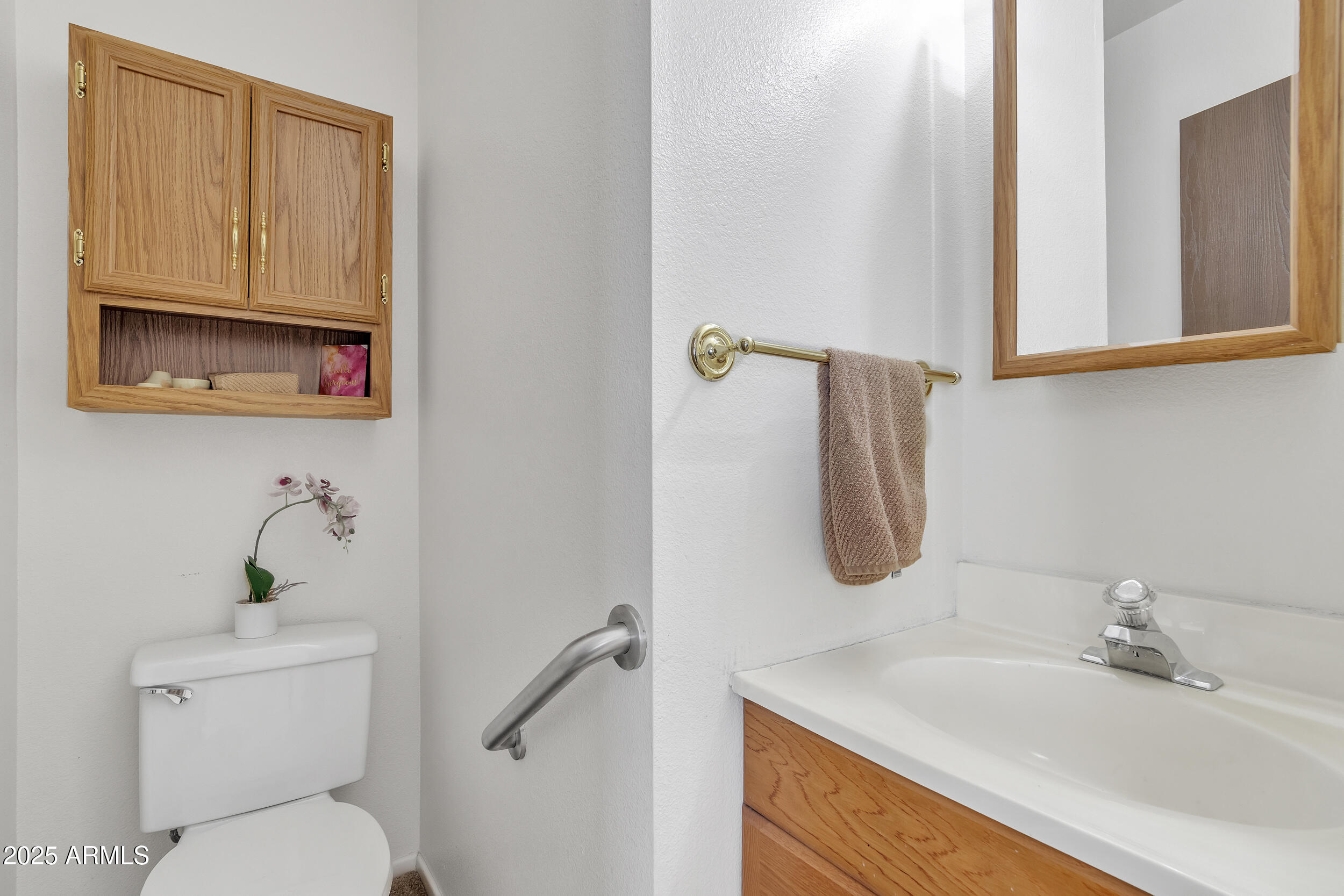 864 S ROANOKE Street