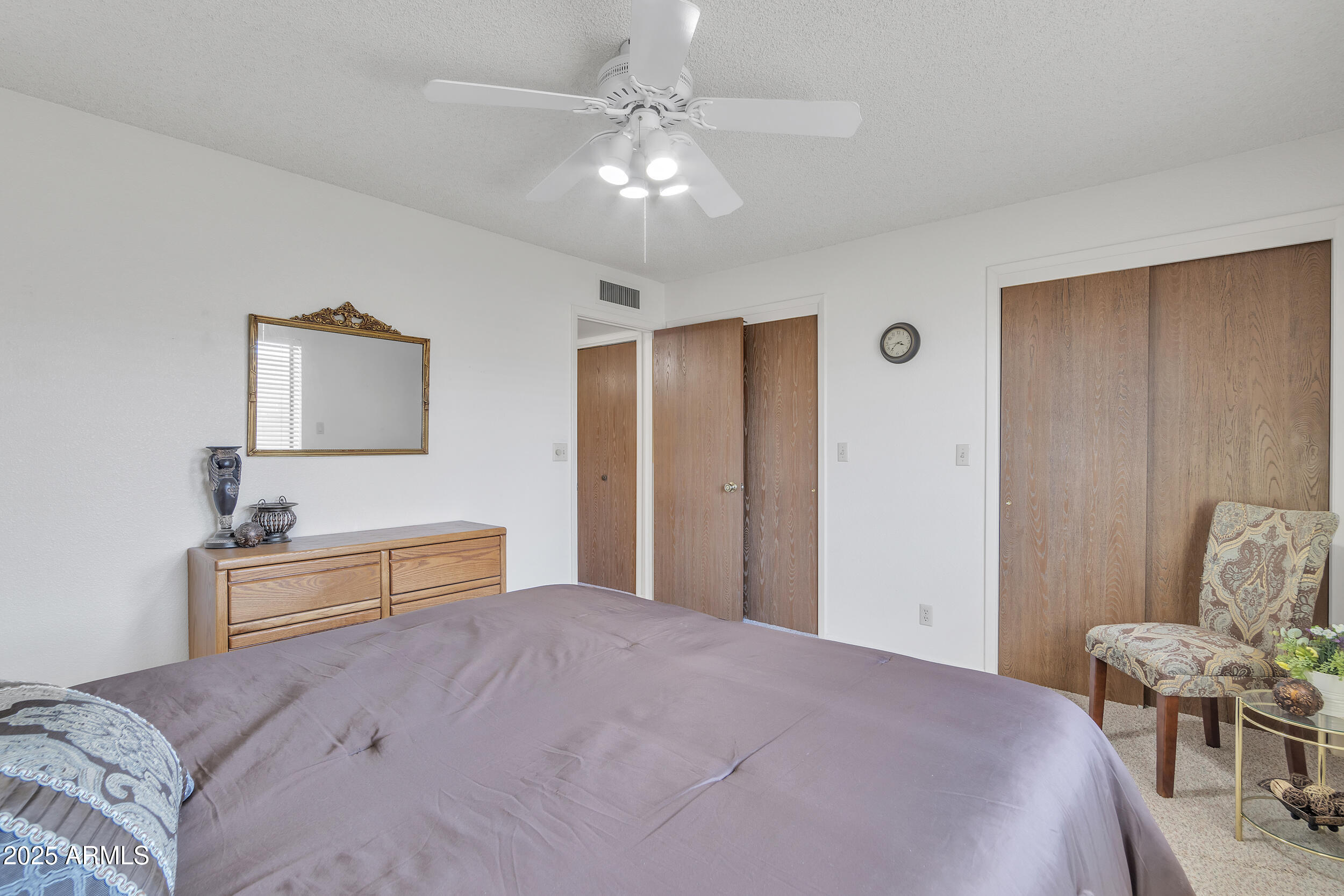 864 S ROANOKE Street