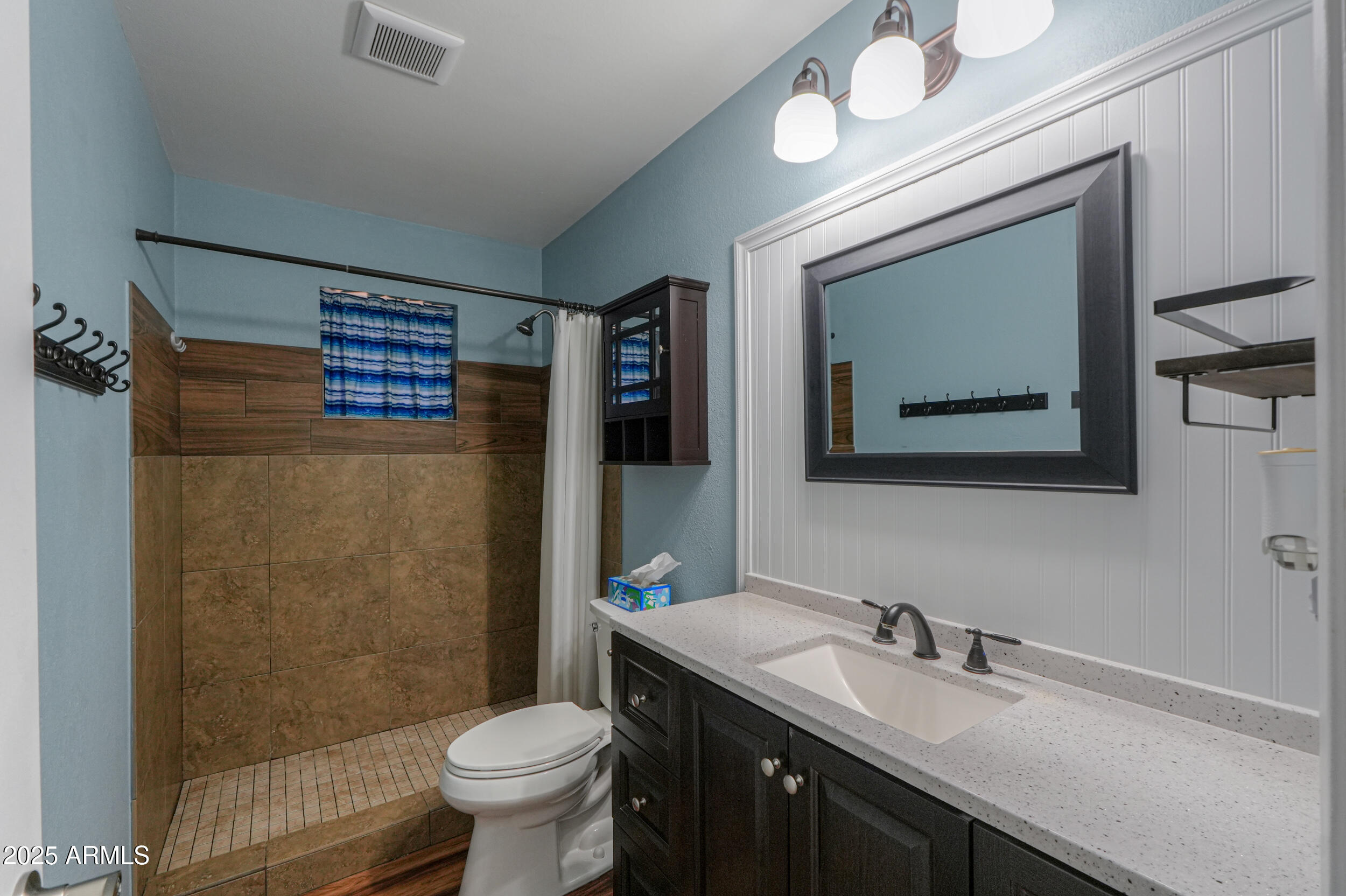 6319 E DUNCAN Street