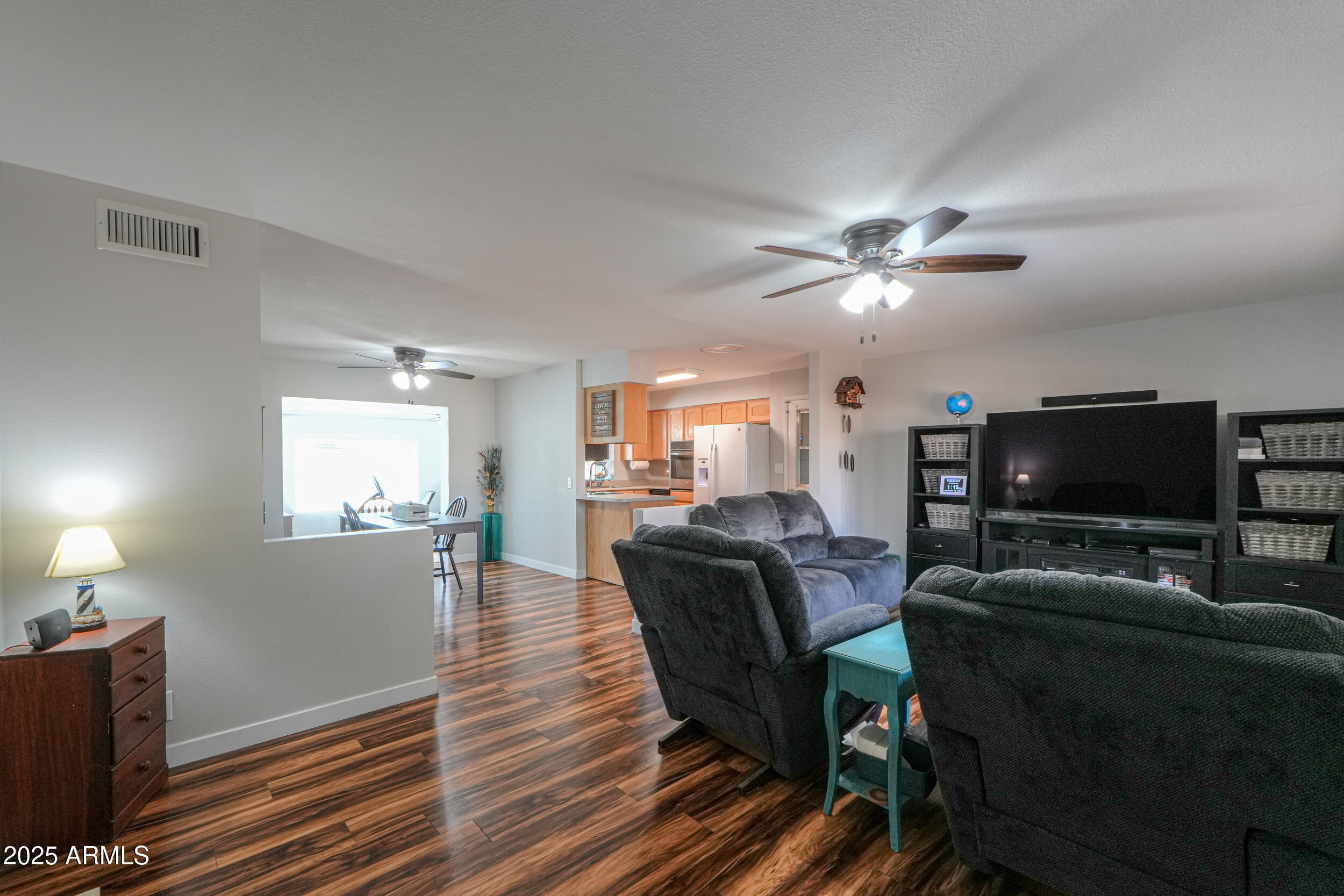 6319 E DUNCAN Street