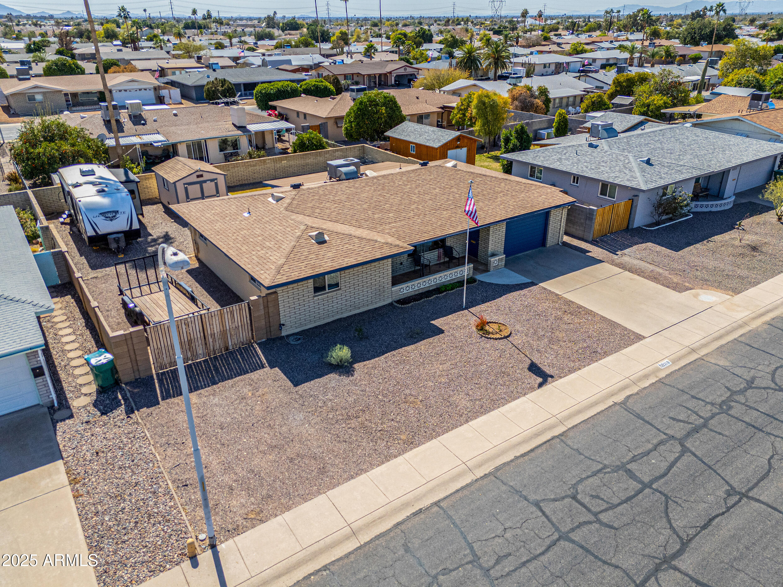 6319 E DUNCAN Street