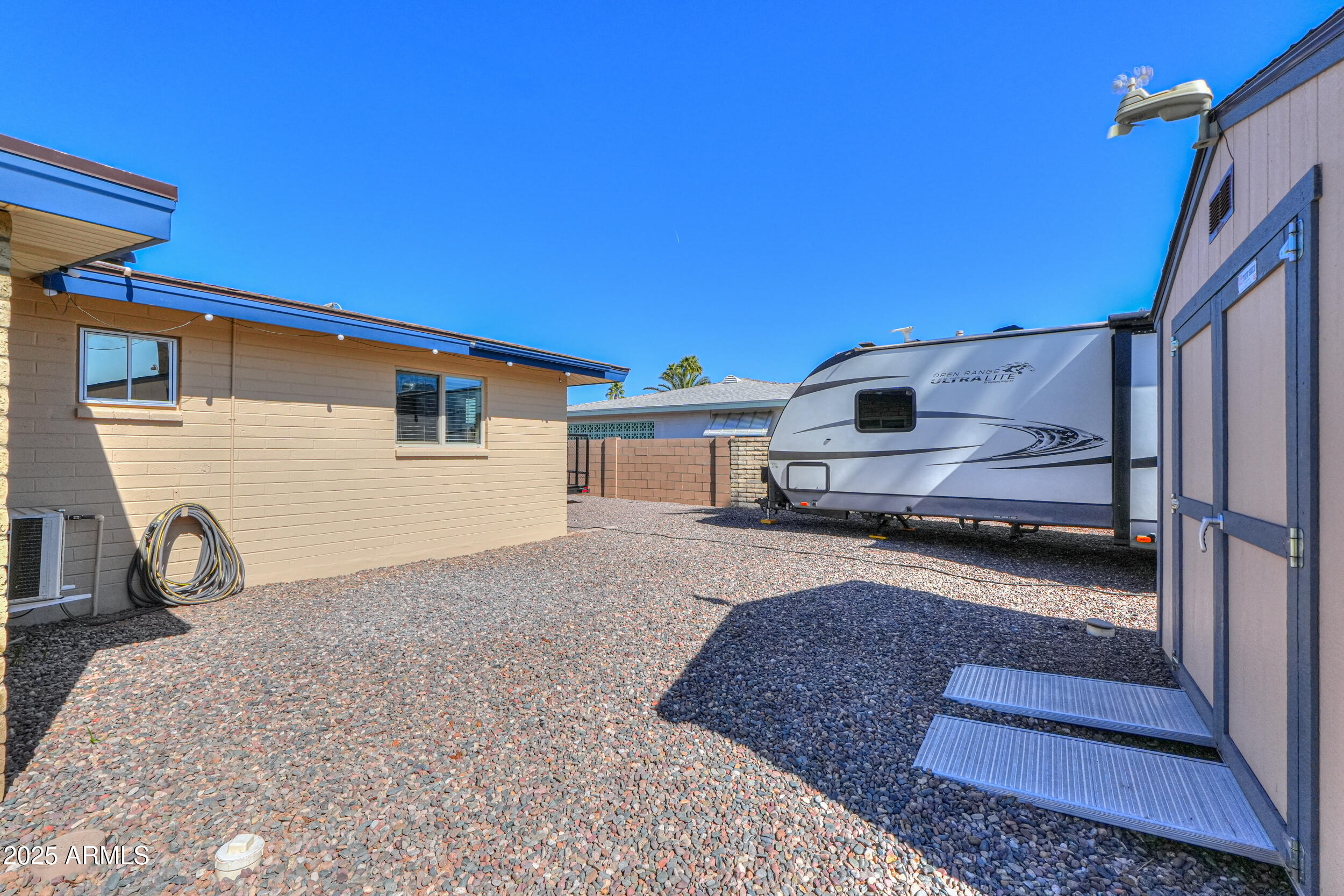 6319 E DUNCAN Street