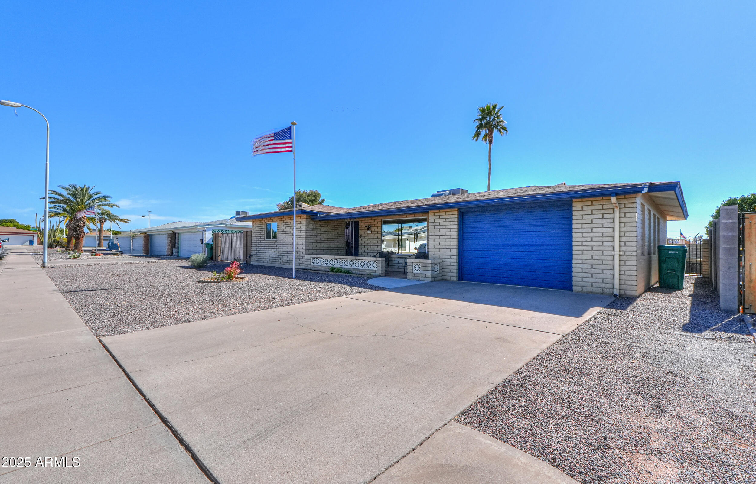 6319 E DUNCAN Street