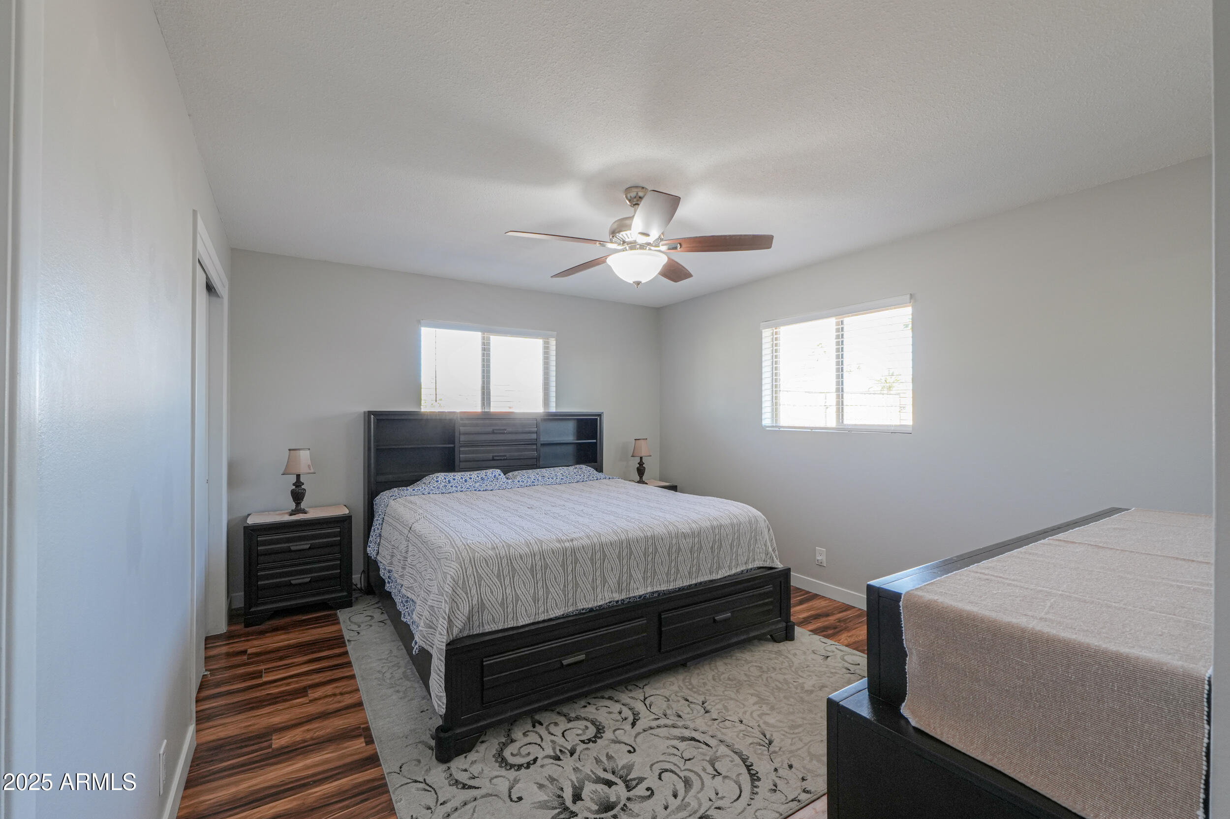 6319 E DUNCAN Street