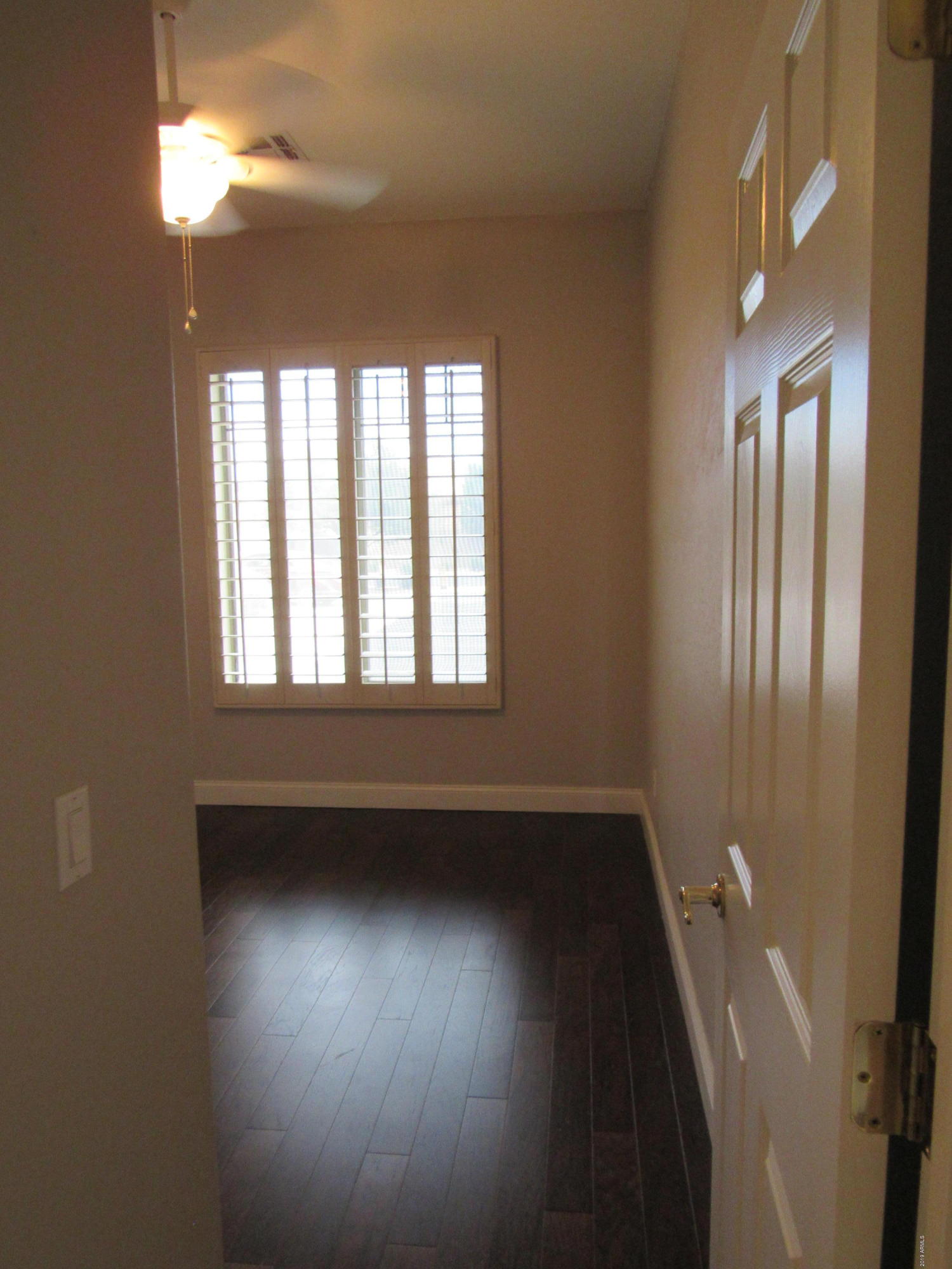 876 E SHEFFIELD Avenue