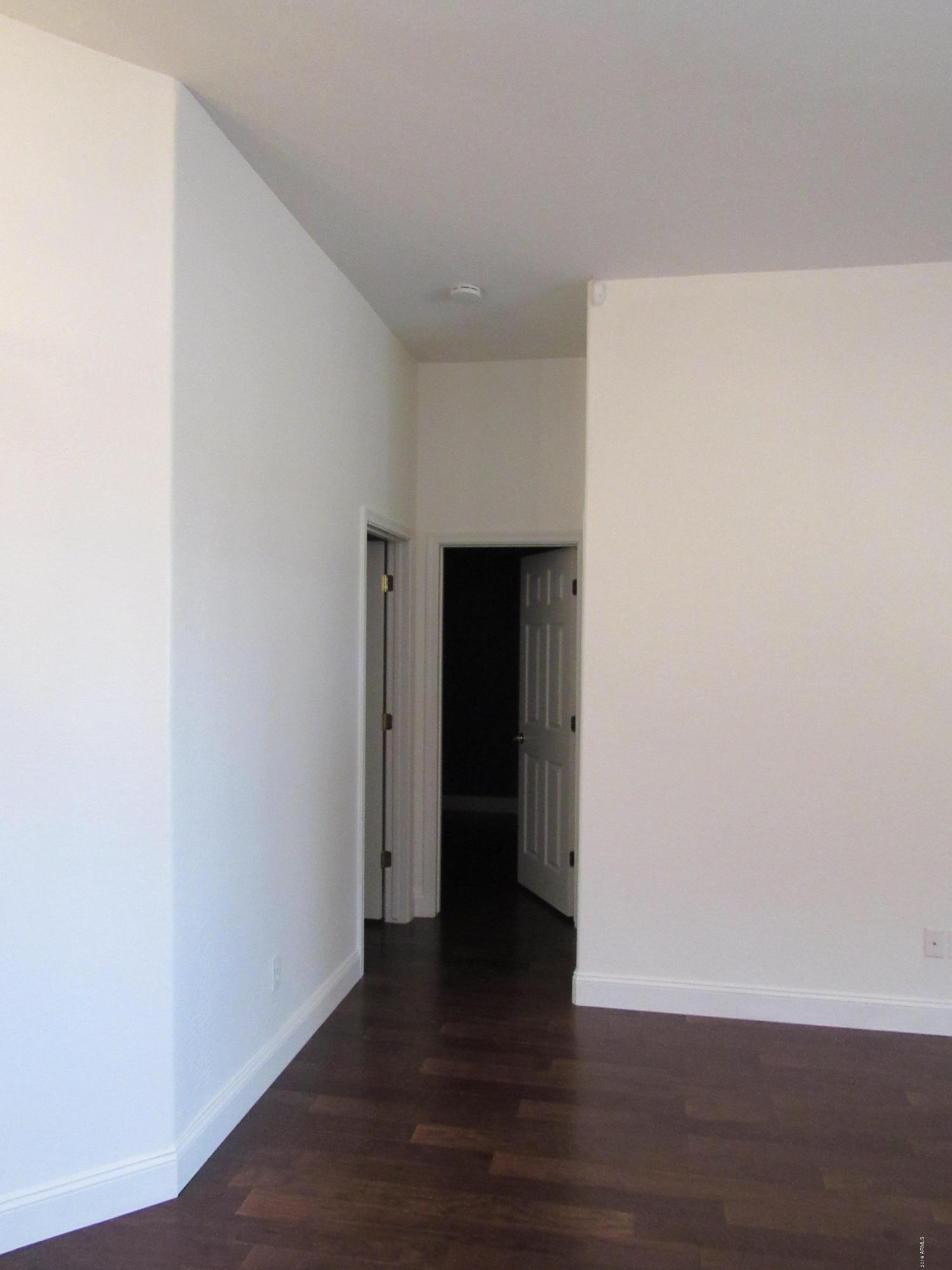 876 E SHEFFIELD Avenue