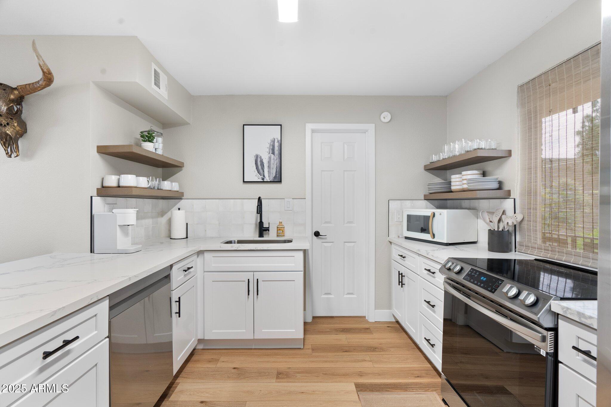 7625 E CAMELBACK Road, A336