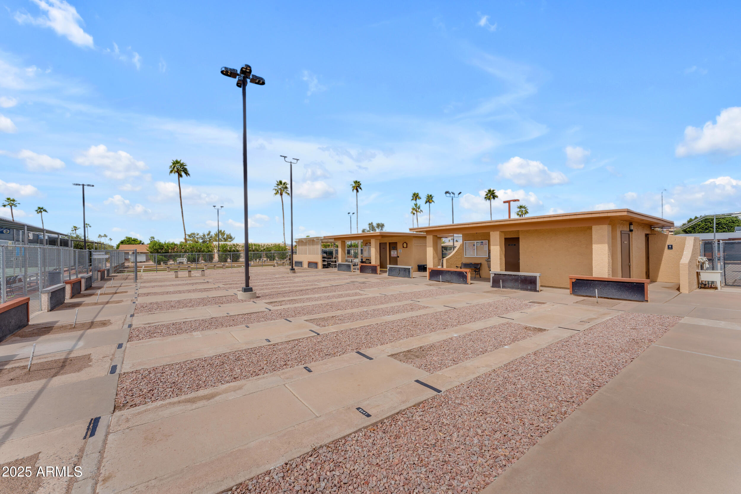 4720 E FLOSSMOOR Circle