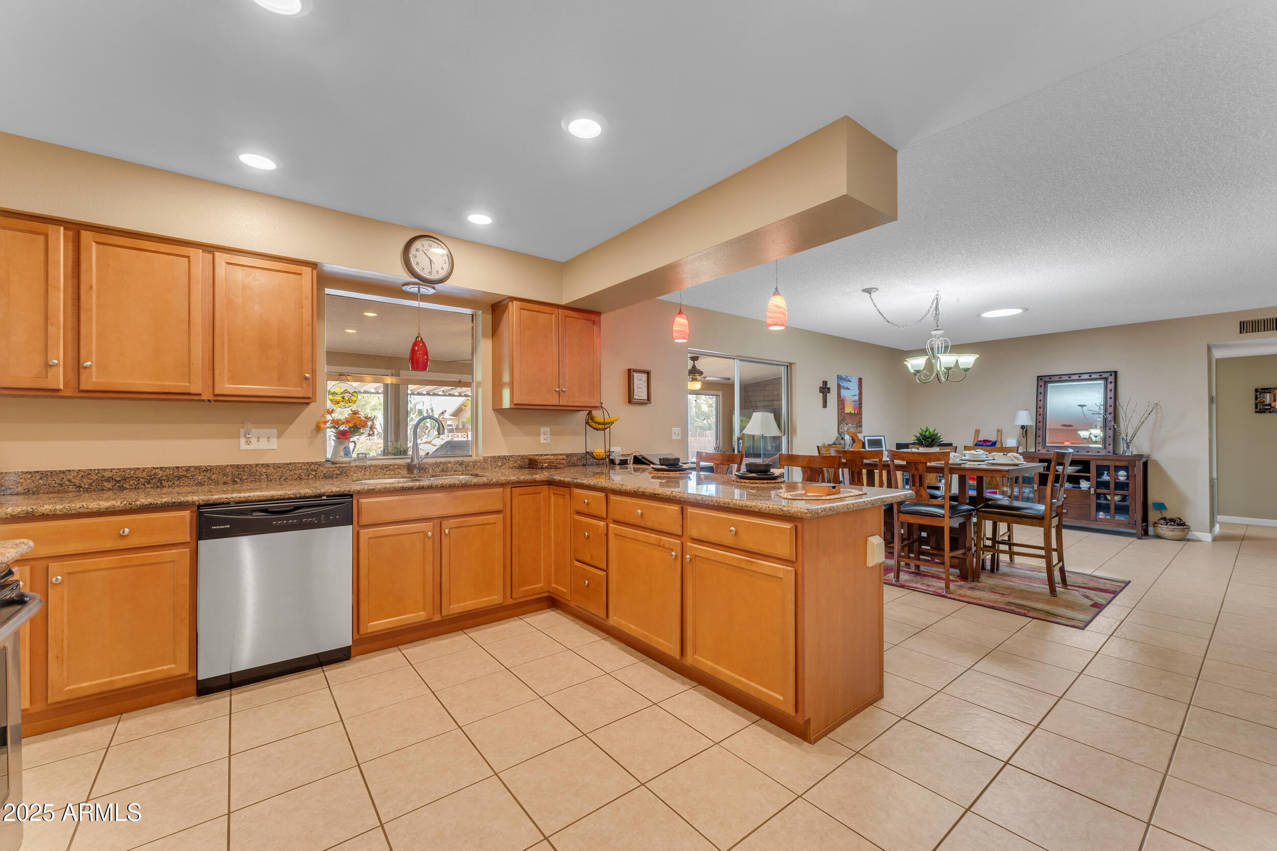 4720 E FLOSSMOOR Circle