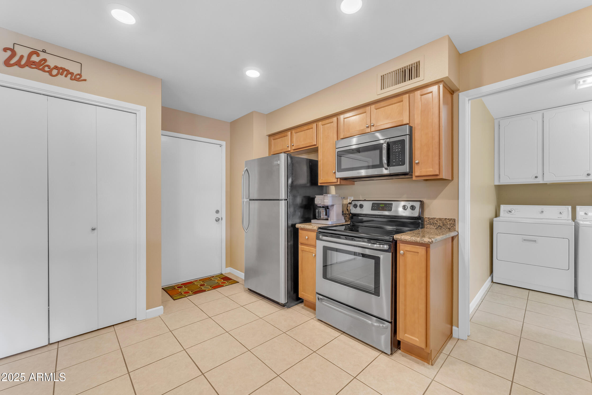 4720 E FLOSSMOOR Circle