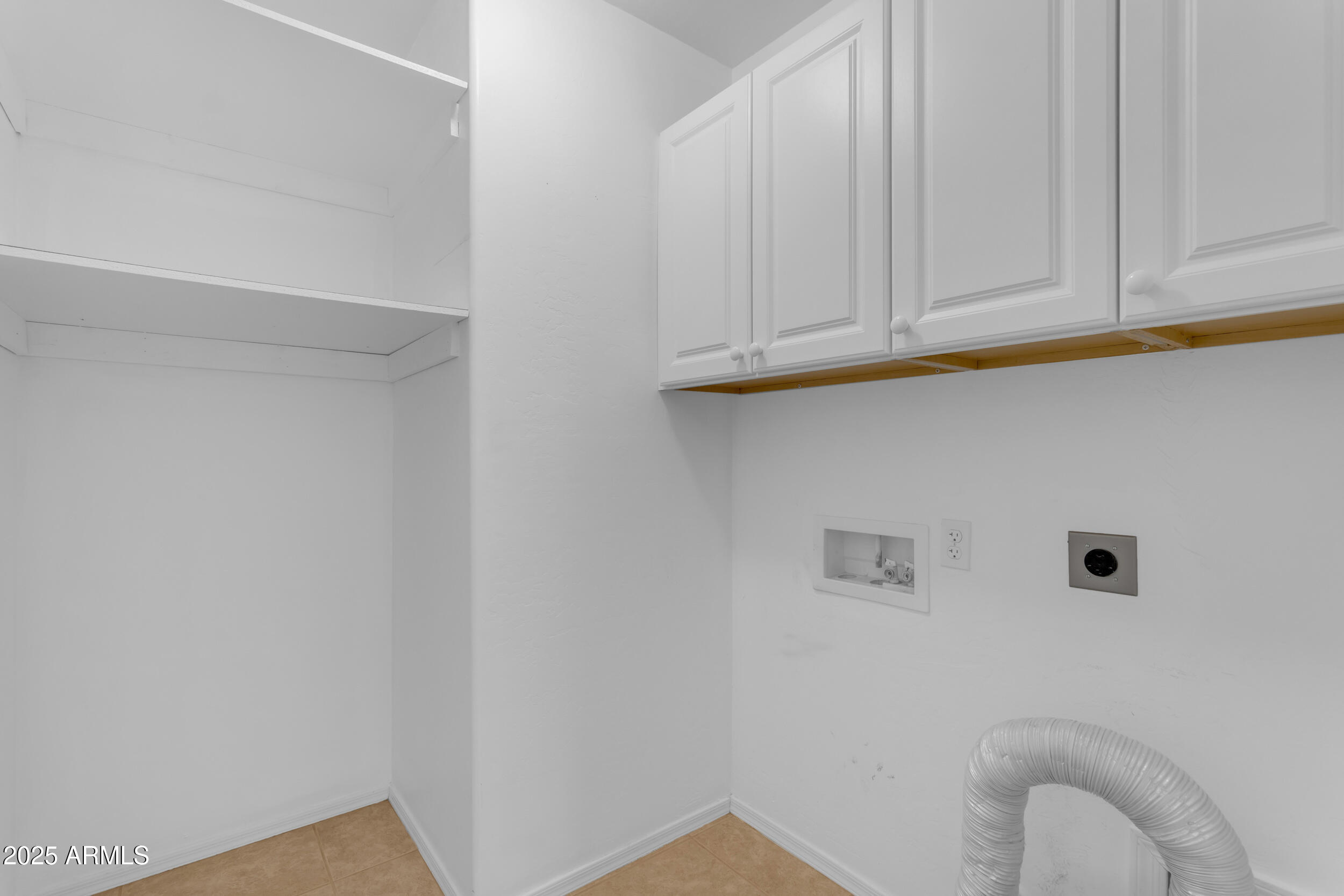 1285 E COTTONWOOD Road