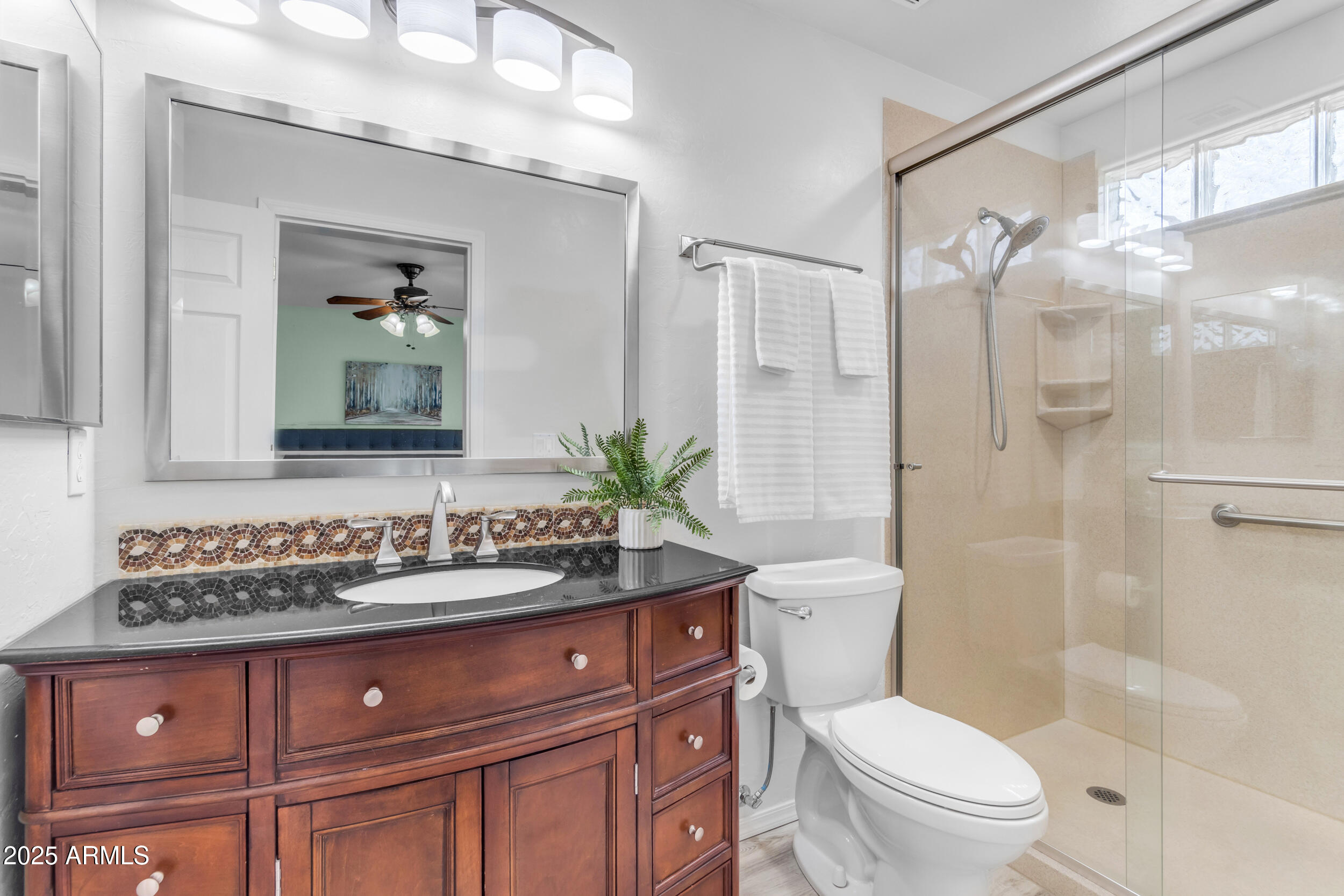 1285 E COTTONWOOD Road