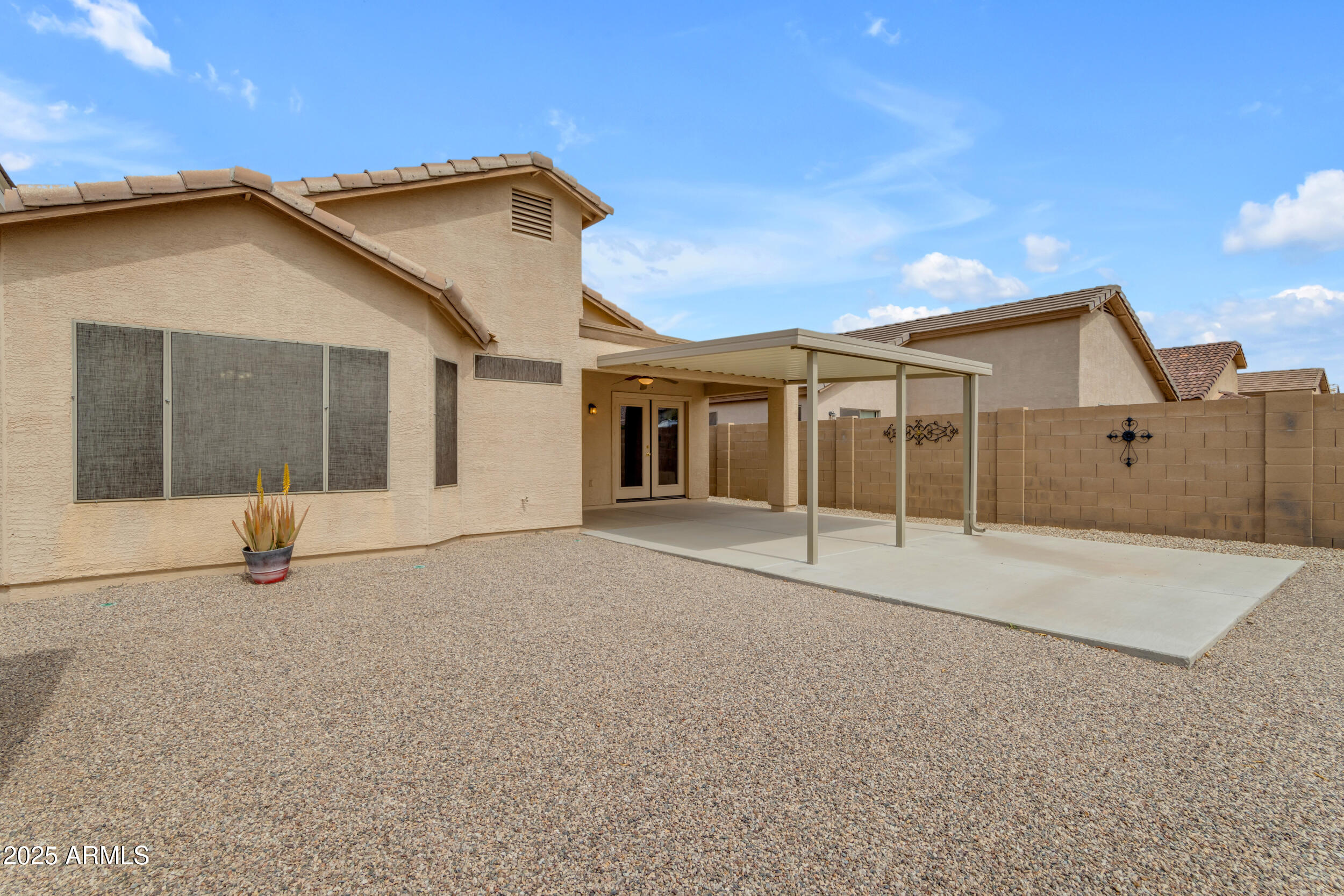 1285 E COTTONWOOD Road