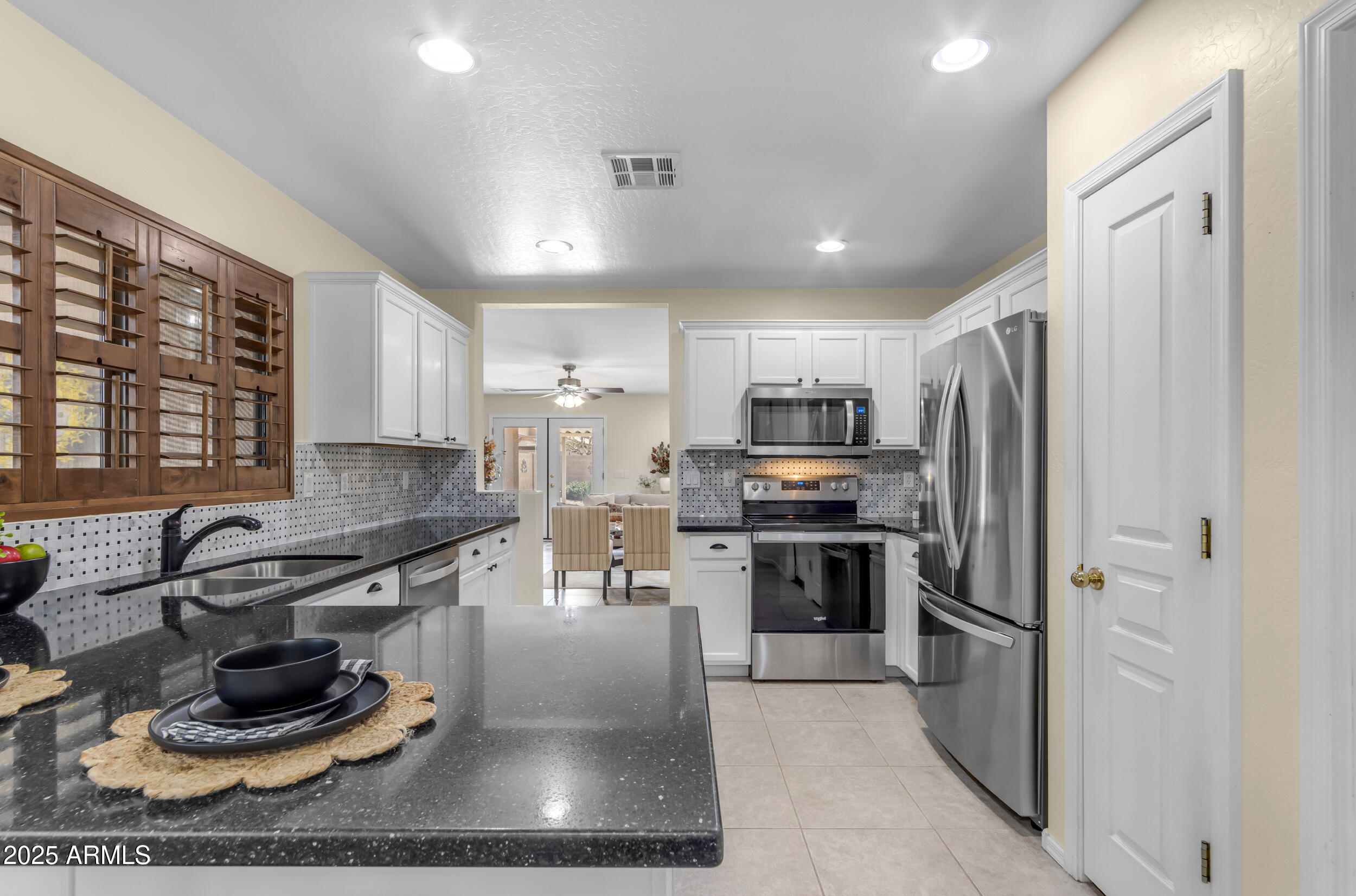 1285 E COTTONWOOD Road