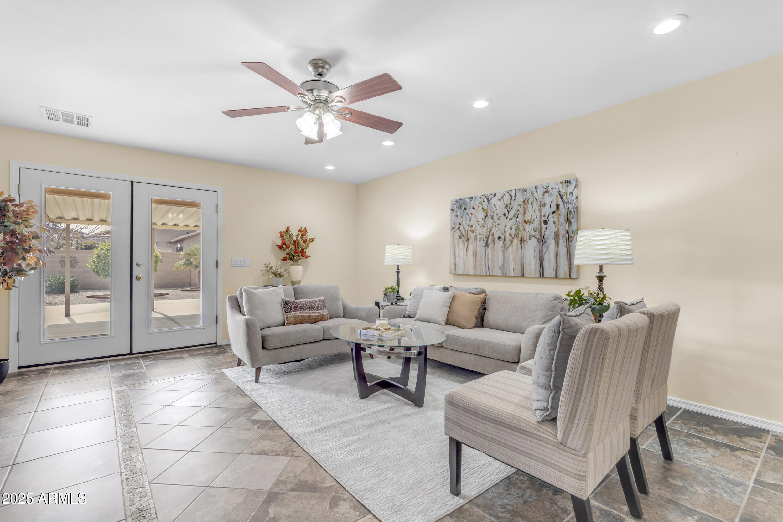 1285 E COTTONWOOD Road