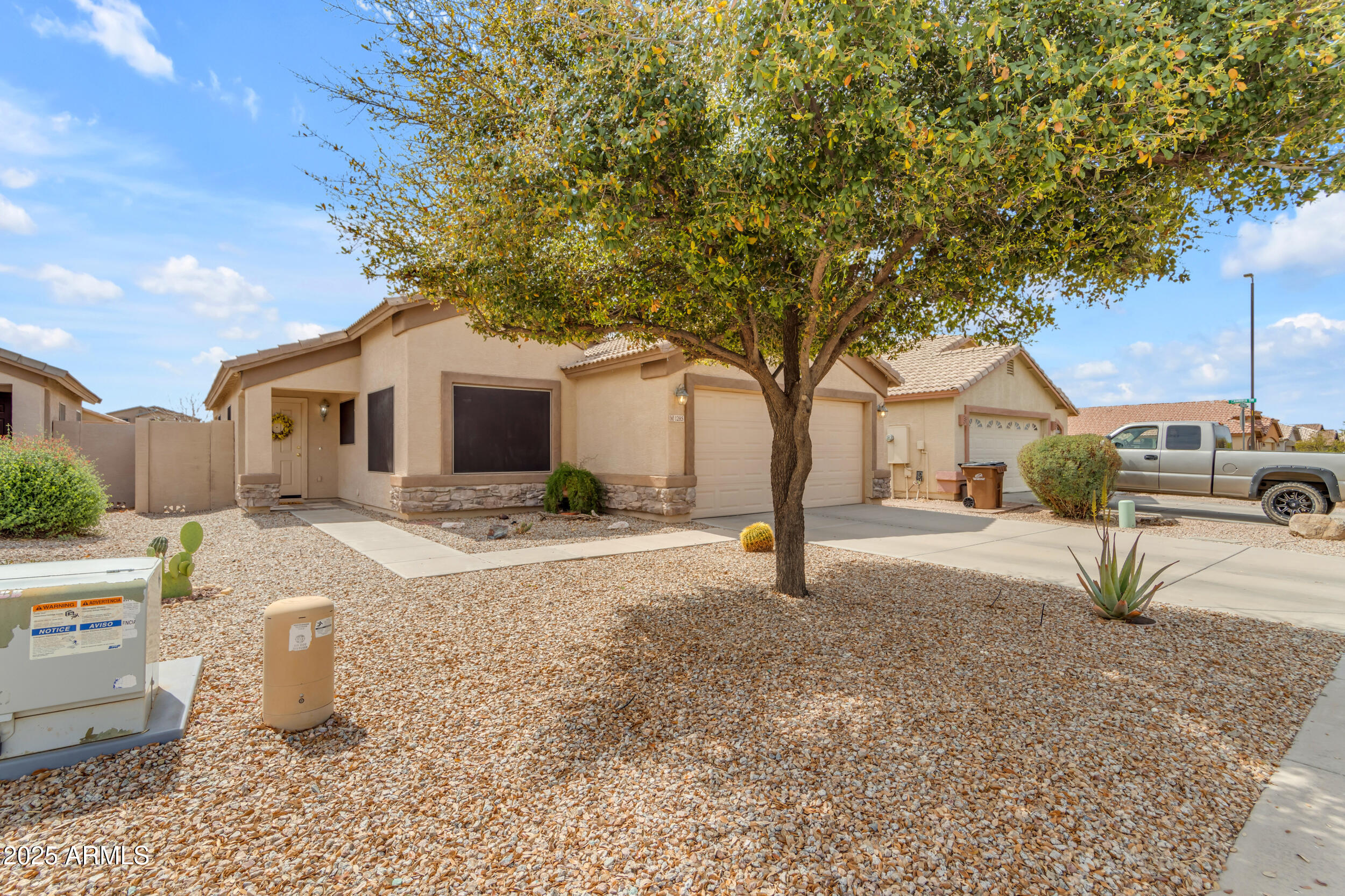 1285 E COTTONWOOD Road