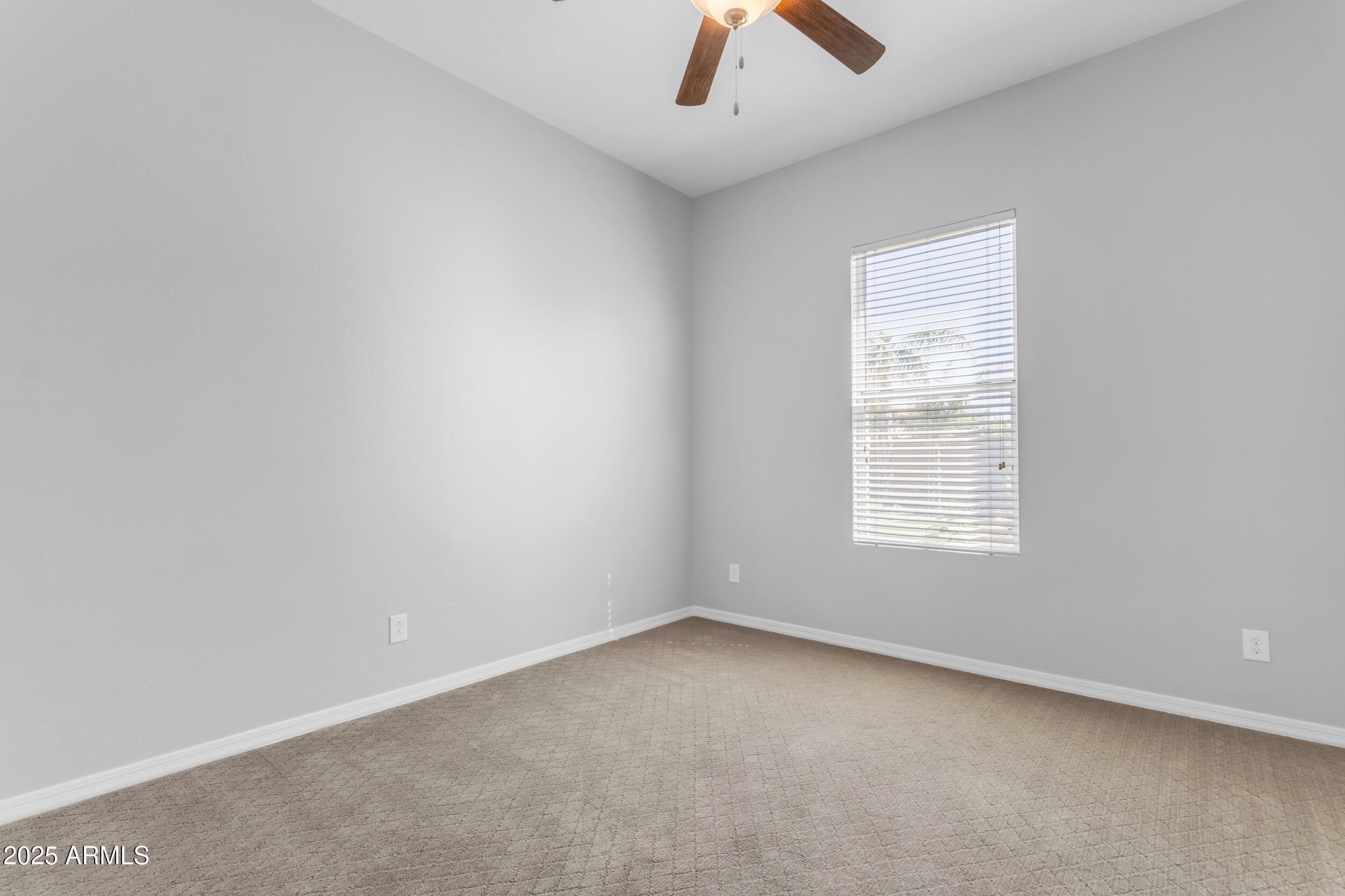 22473 E CREEKSIDE Lane